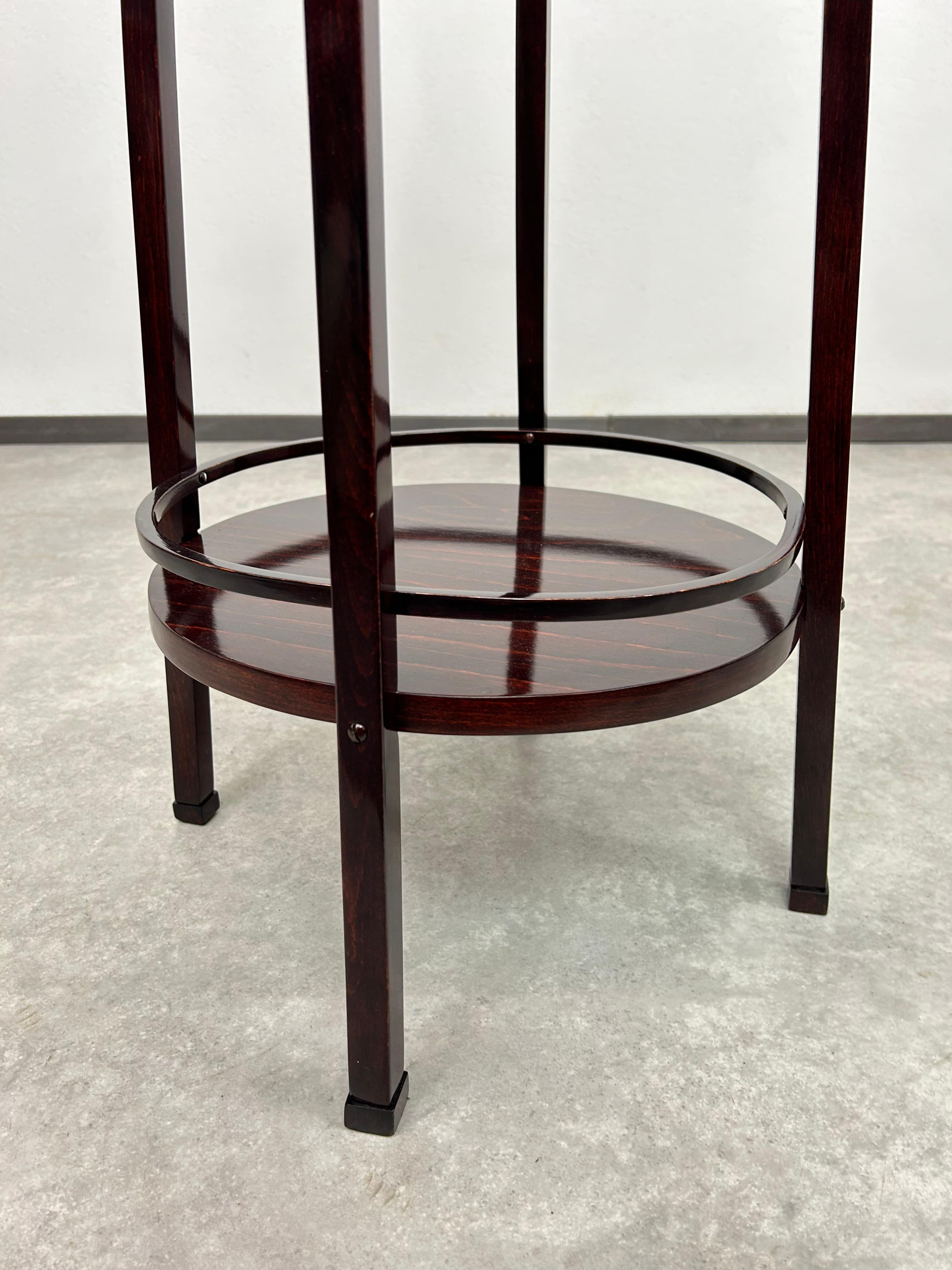 Porte-fleurs Art Nouveau Thonet no.31 design Otto Wagner Excellent état - En vente à Banská Štiavnica, SK