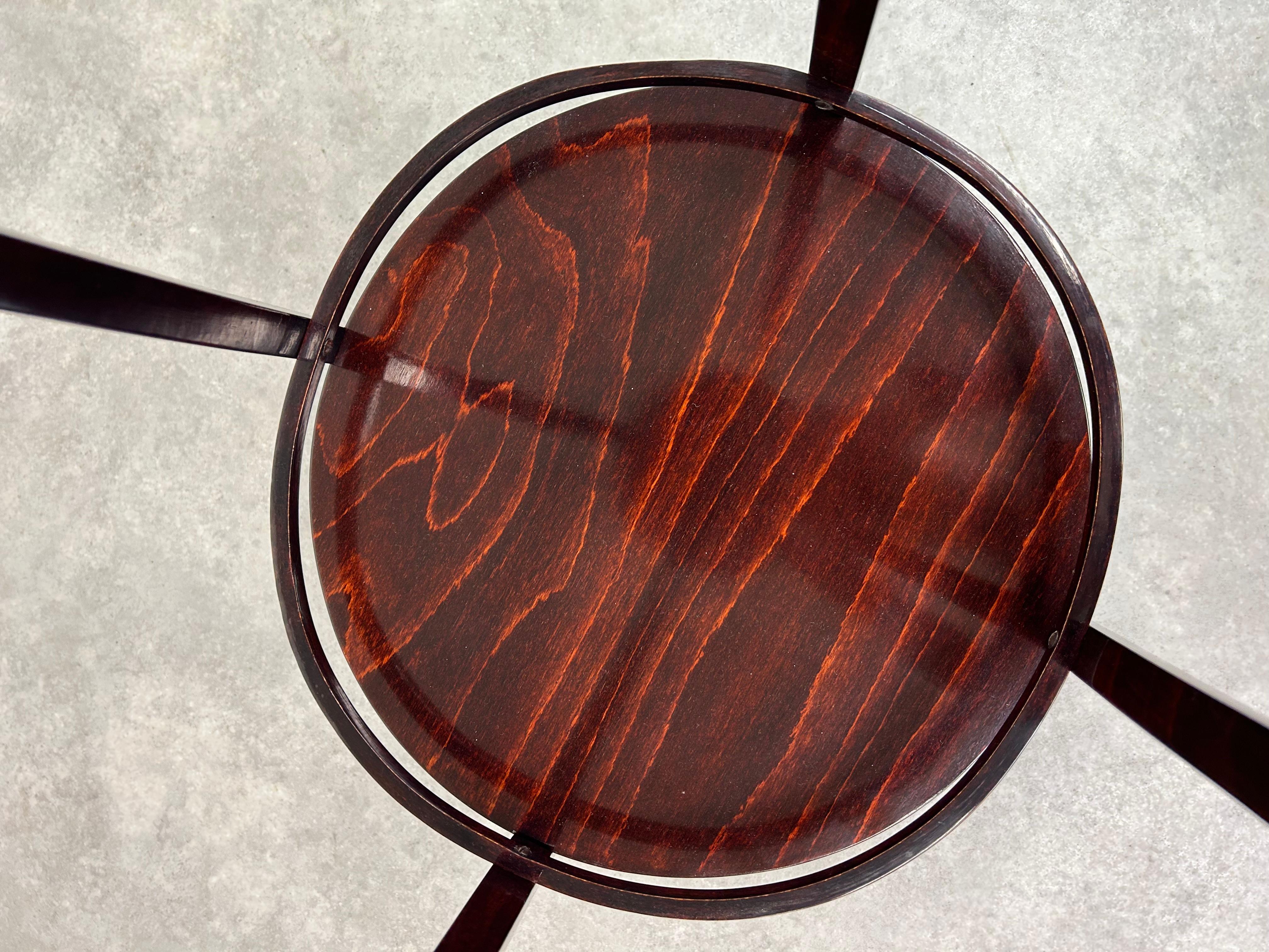 Début du 20ème siècle Porte-fleurs Art Nouveau Thonet no.31 design Otto Wagner en vente