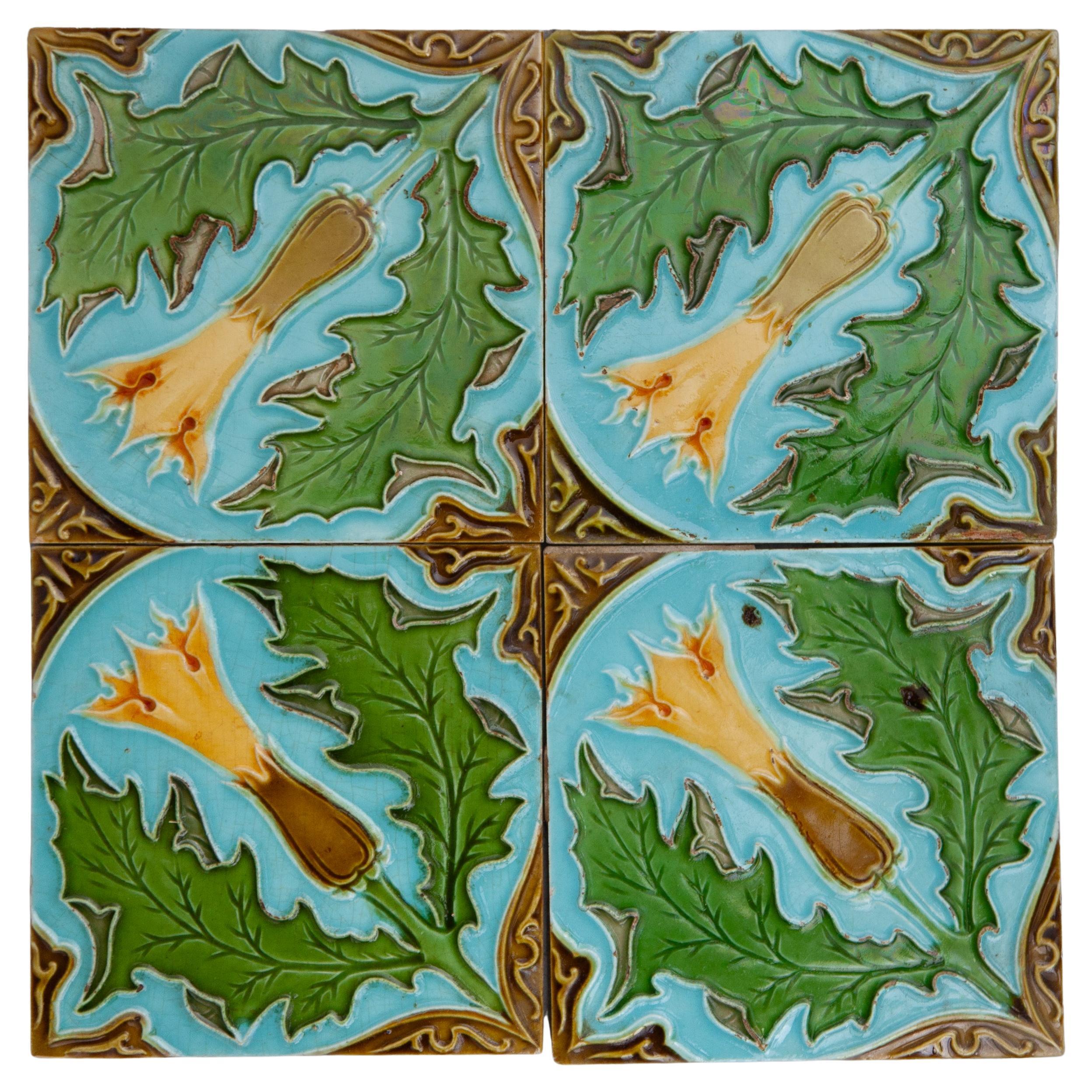 Carreaux de fleurs Art nouveau conçus par Carreaux Faience de Florennes, Belgique en vente
