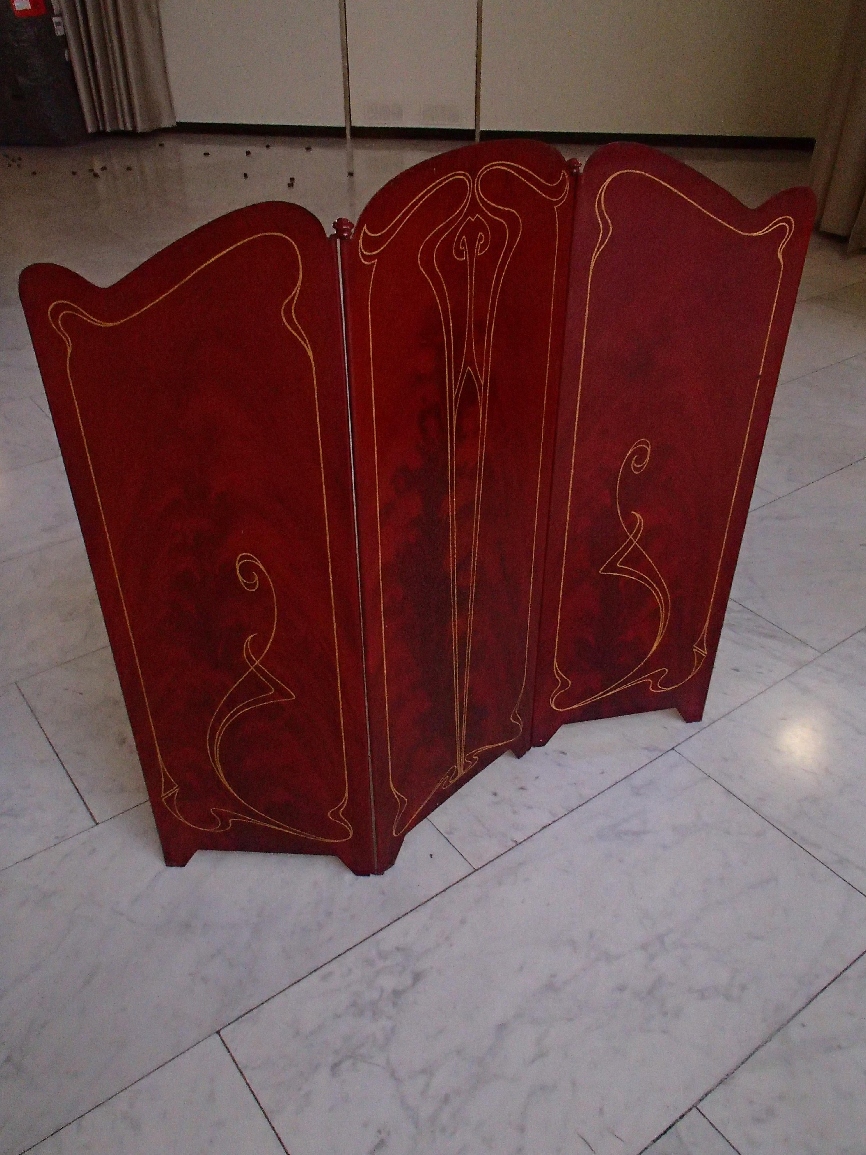 19th Century Art Nouveau Foldable Firescreen with Painting For Sale