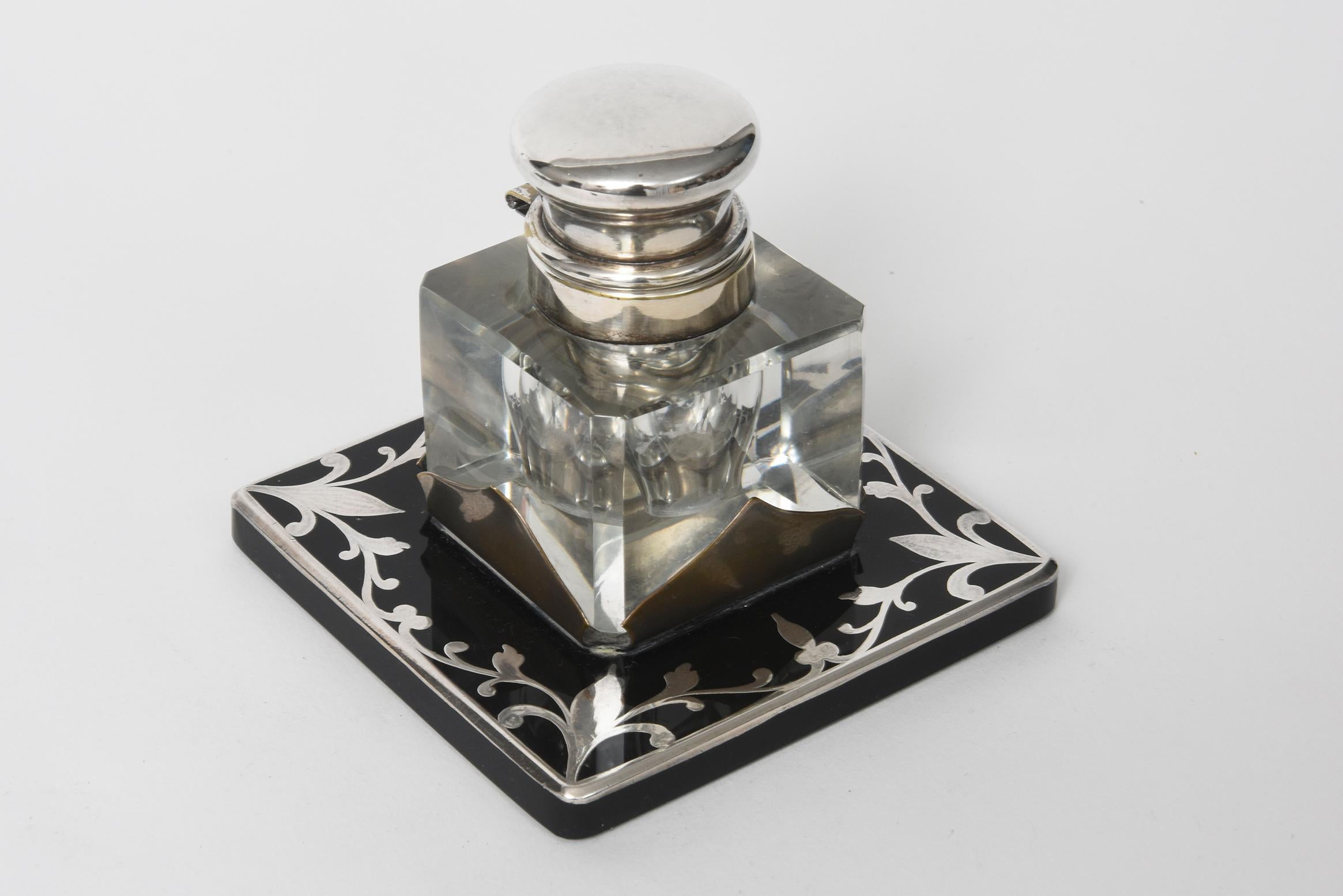 Art Nouveau Foliage Silver Overlay Black Glass Inkwell Four Piece Desk set For Sale 4