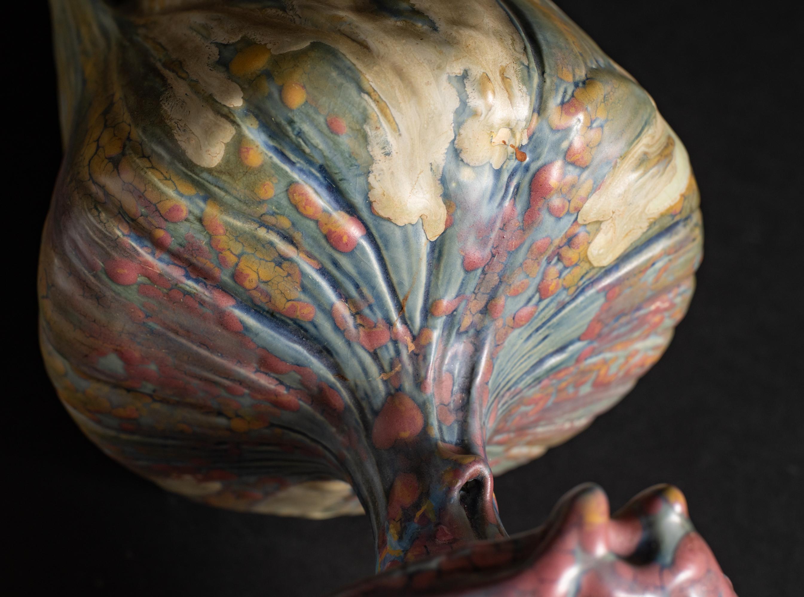 Vase sur pied Art Nouveau avec deux poignées par RStK Amphora en vente 4