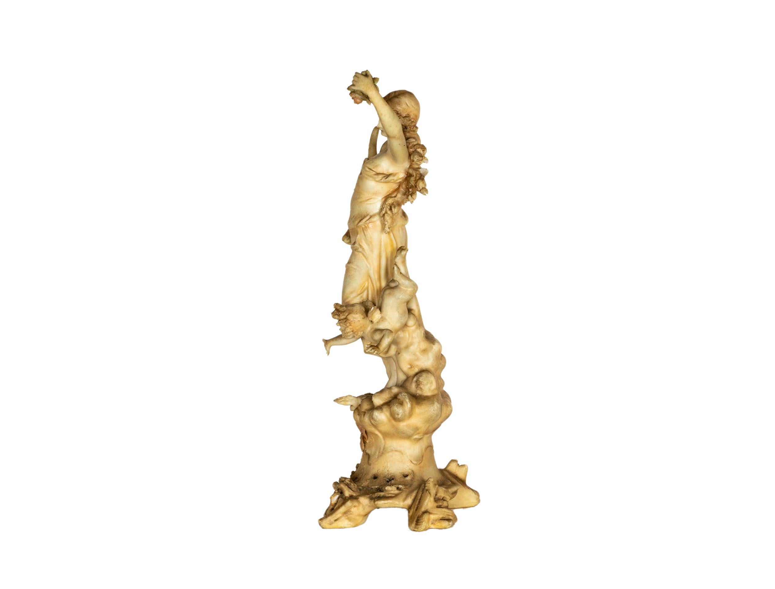 Art Nouveau Fortuna Goddess Tyche Porcelain Statue, 20th Century In Good Condition For Sale In Lisbon, PT