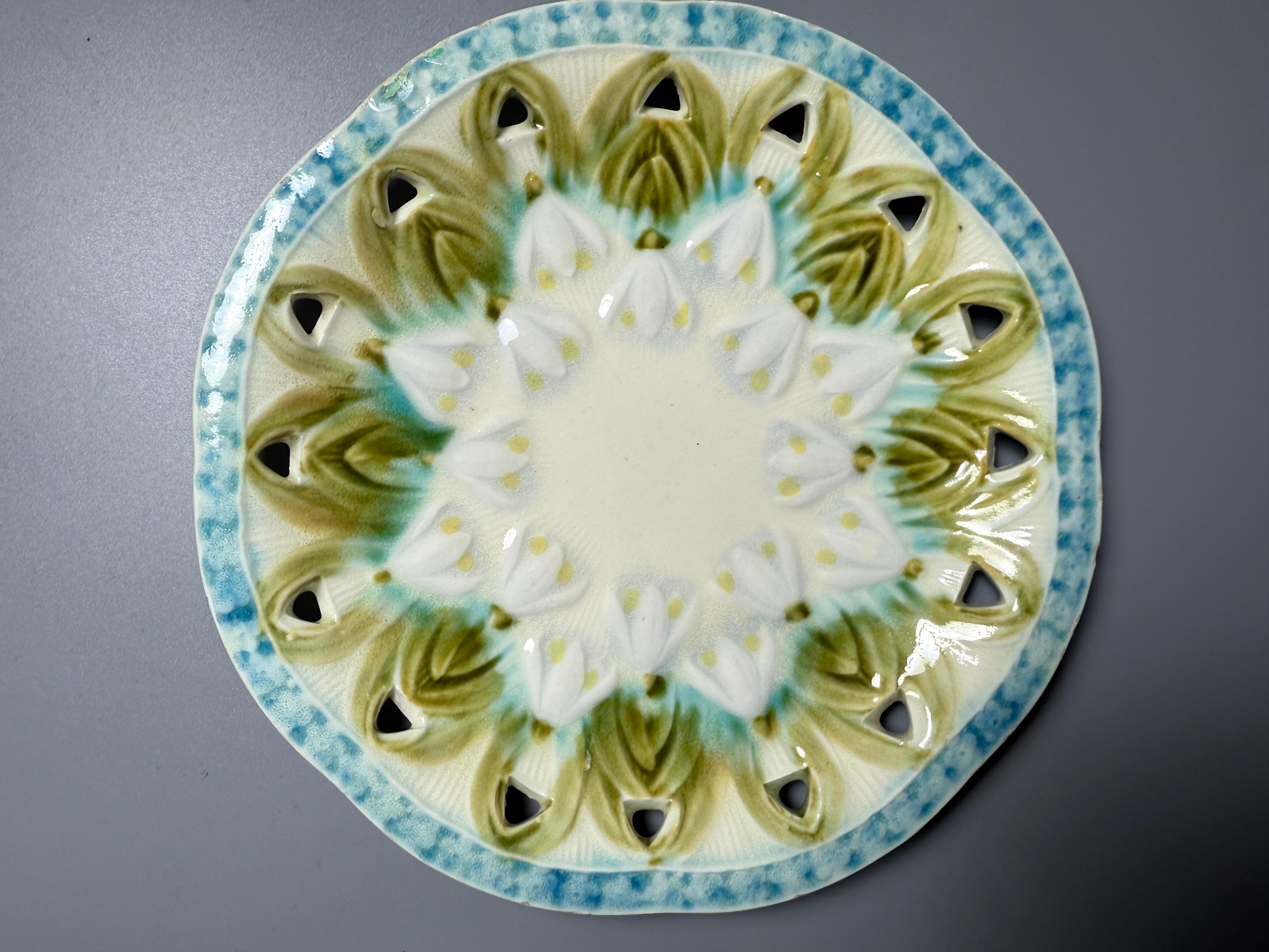 Art Nouveau Quatre Majoliques Villeroy & Boch Allemagne Début du 20ème siècle Bon état - En vente à Uppsala , SE