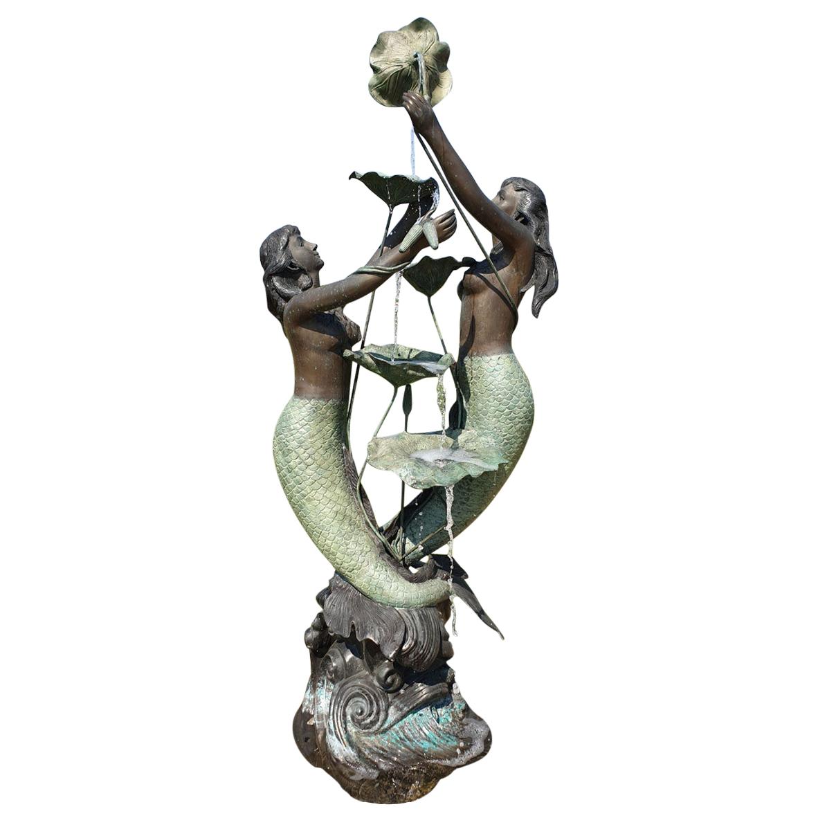 Art Nouveau Free-Standing Bronze Fountain, Beginning of the 20th Century For Sale