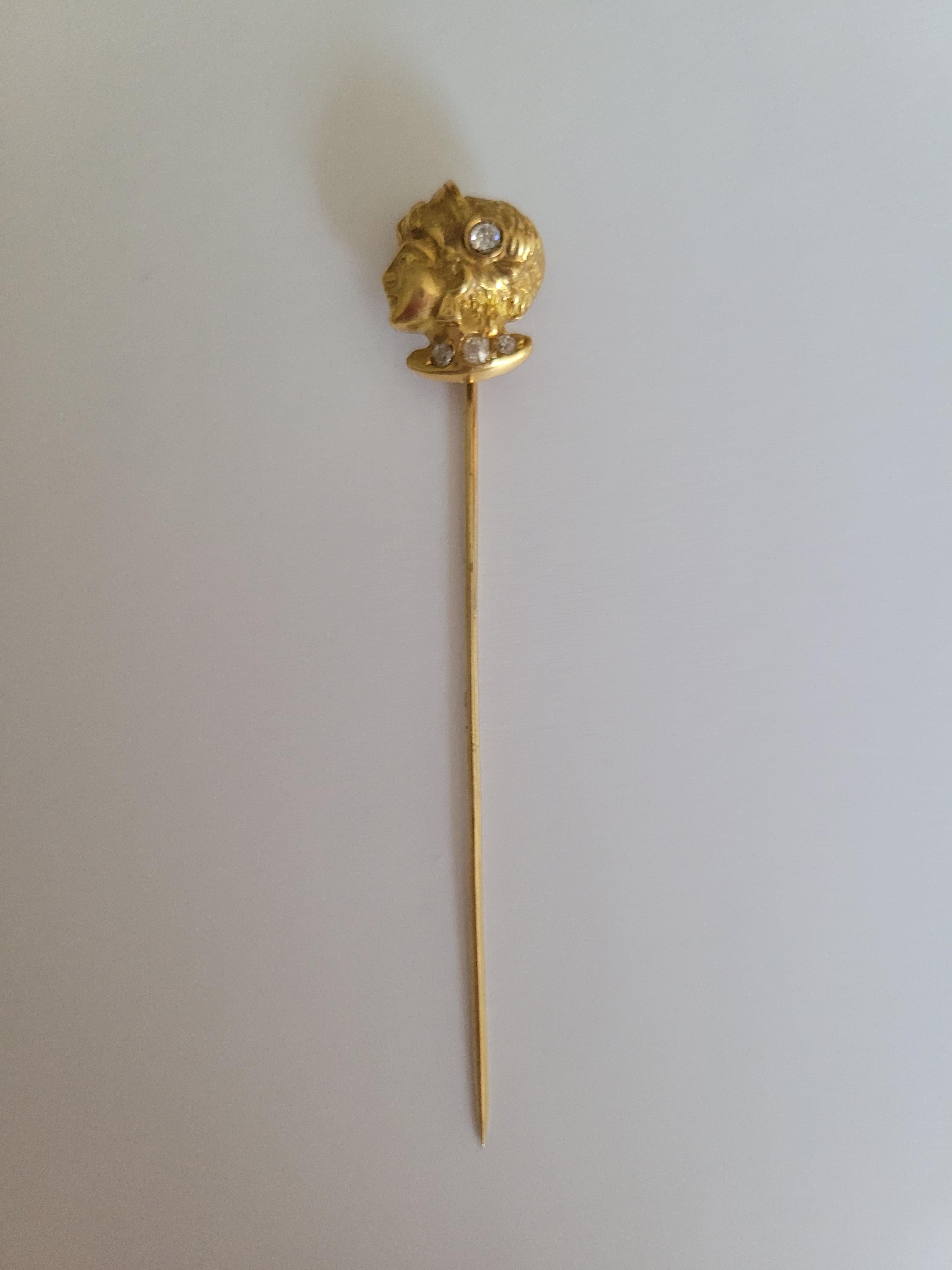 Women's or Men's Art Nouveau French 18 Karat Gold Diamond head stick pin For Sale
