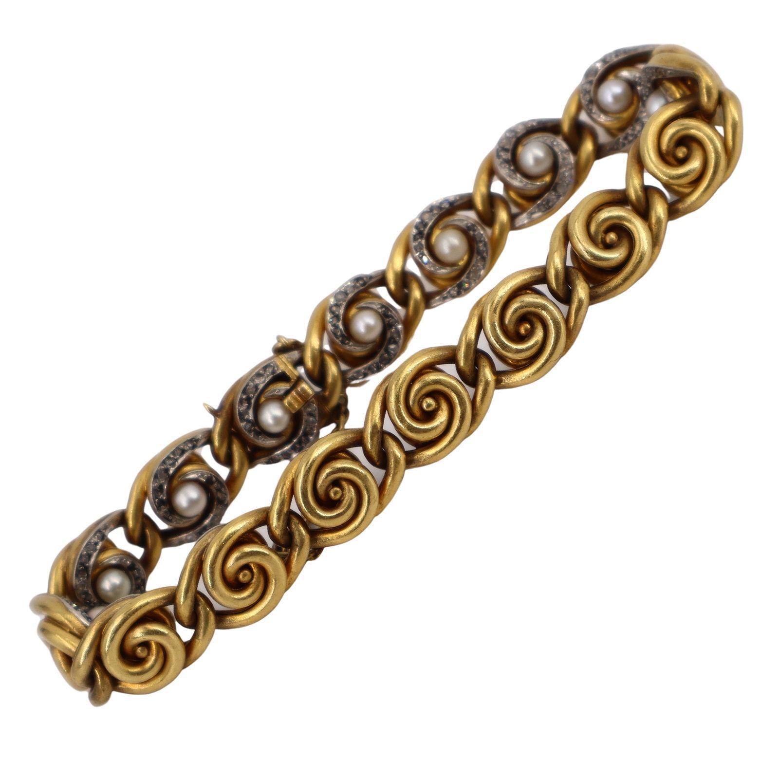 Art Nouveau French 18 kt Gold Bracelet with Pearls and Diamonds Corte redondo en venta