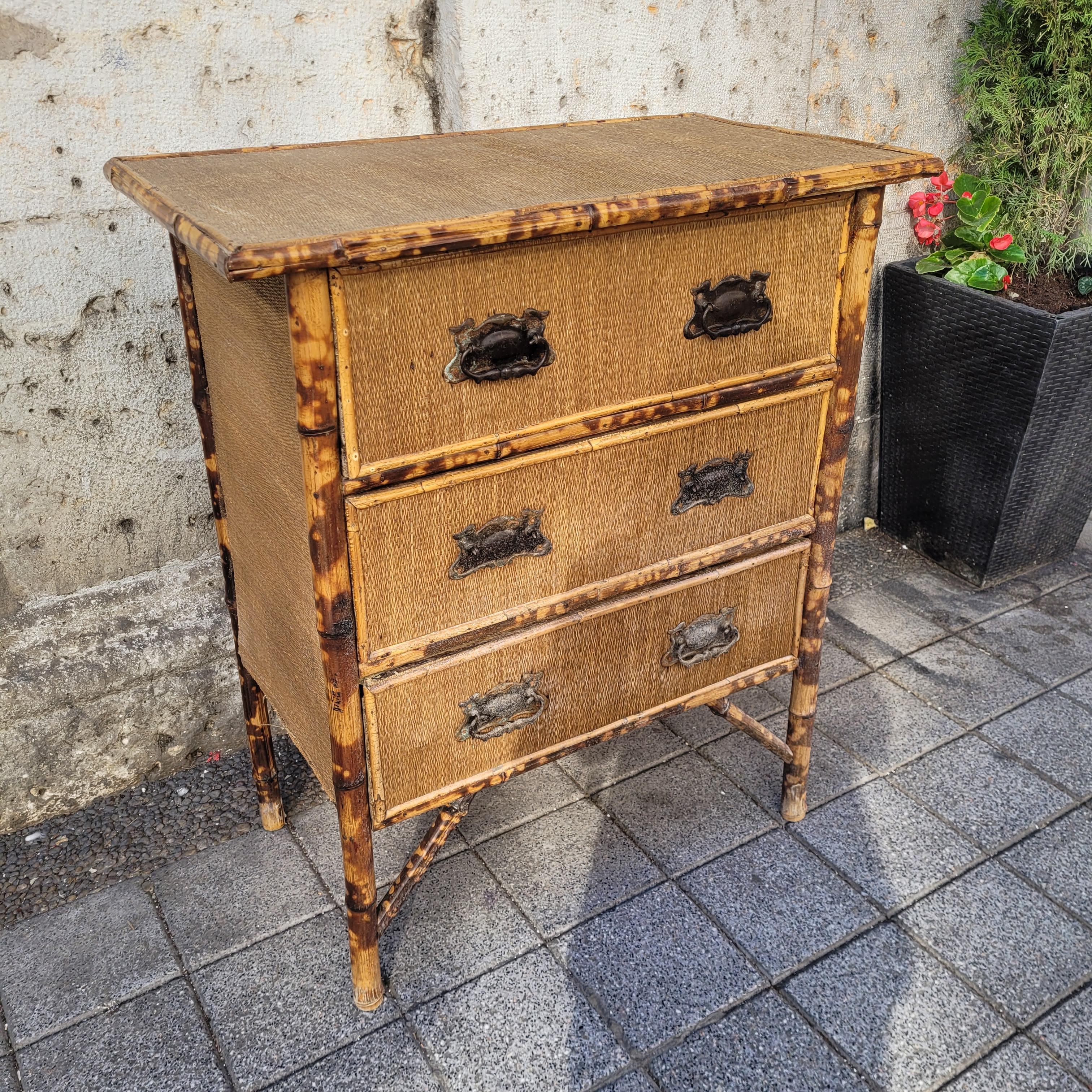 Art Nouveau Französisch Bambus und Rattan Kommode Orientalismus im Angebot 5