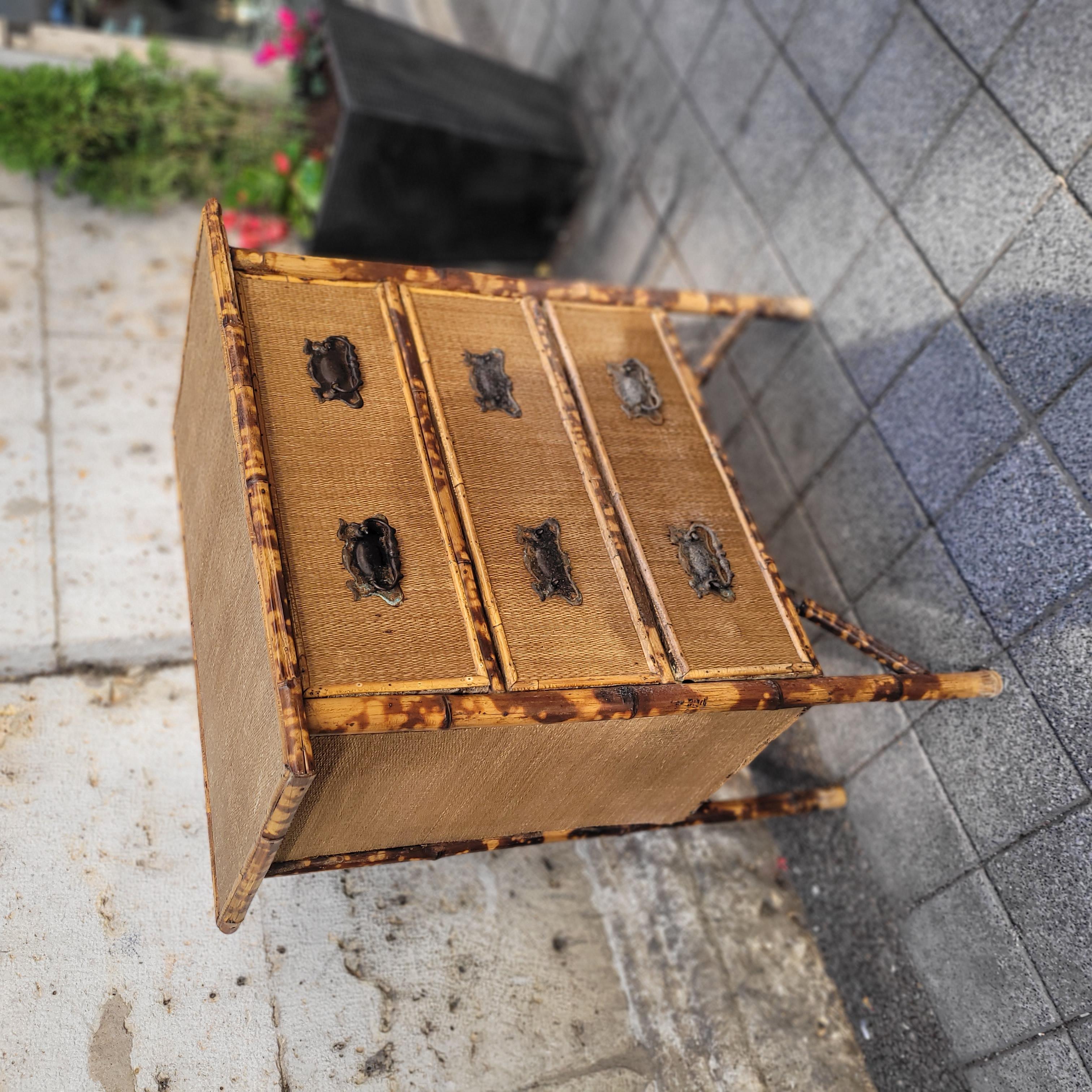 Art Nouveau Französisch Bambus und Rattan Kommode Orientalismus im Angebot 6