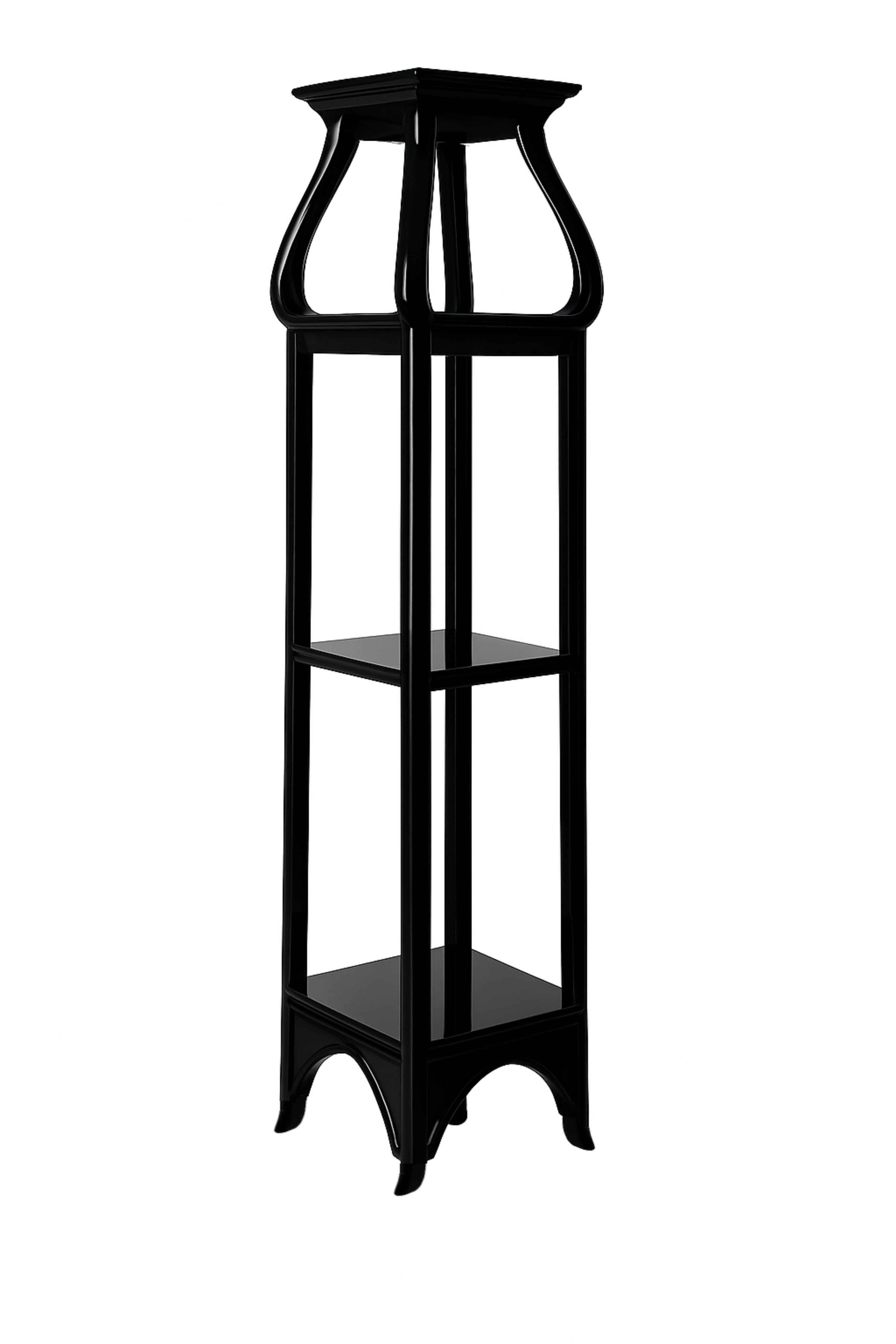 Pedestal de columna francés Art Nouveau de castaño lacado en negro, Siglo XX en Bueno estado para la venta en Lisbon, PT