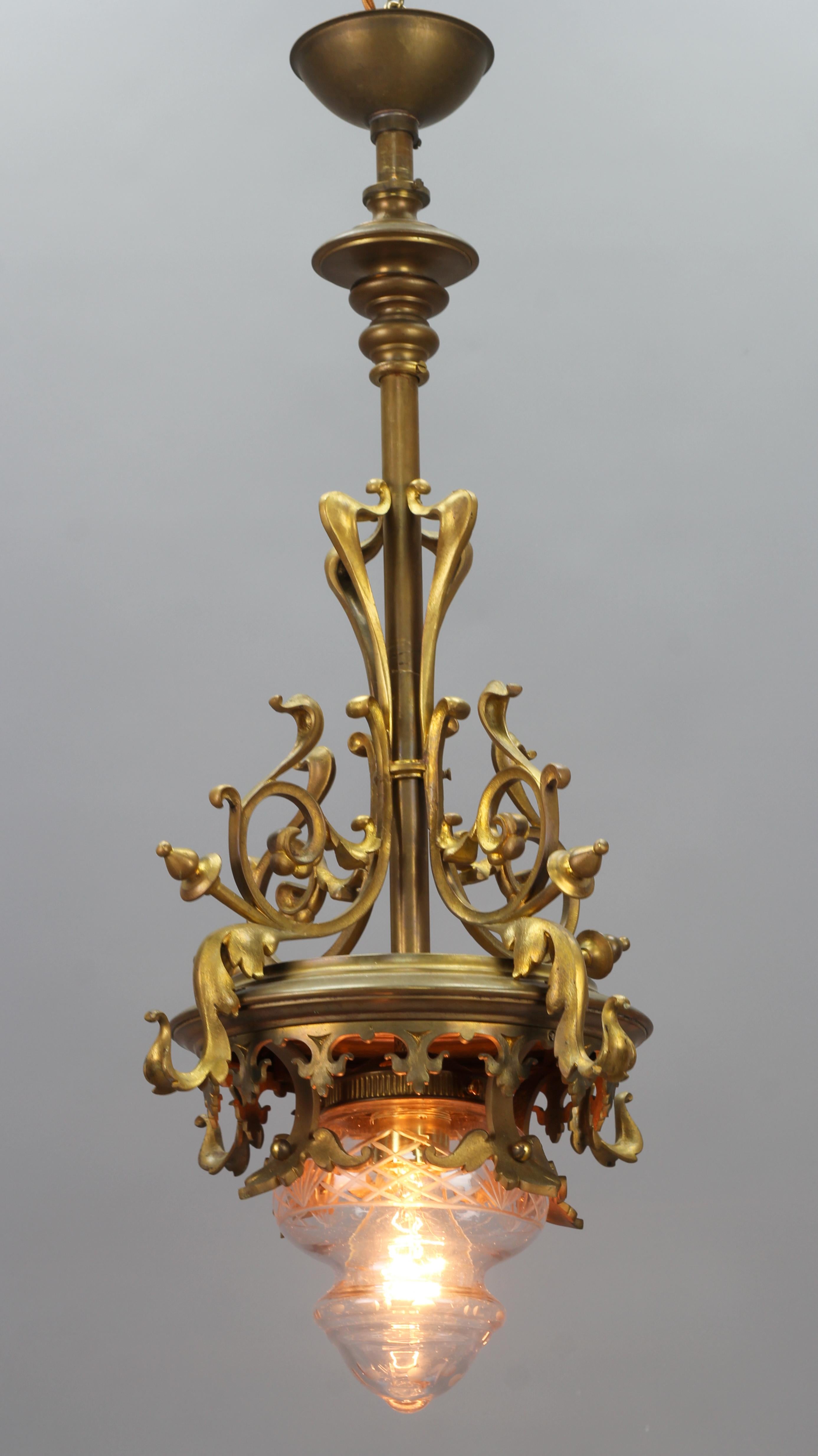 Art Nouveau French Brass and Cut Glass Pendant Chandelier, 1920s In Good Condition In Barntrup, DE