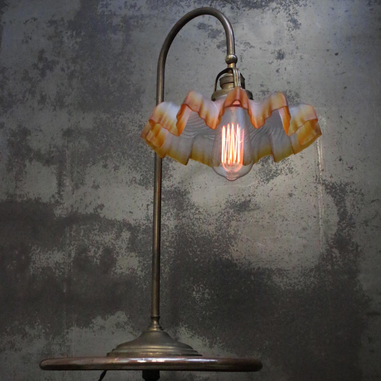 Art Nouveau Französisch Messing & Glas Tisch Desk Light im Angebot 3