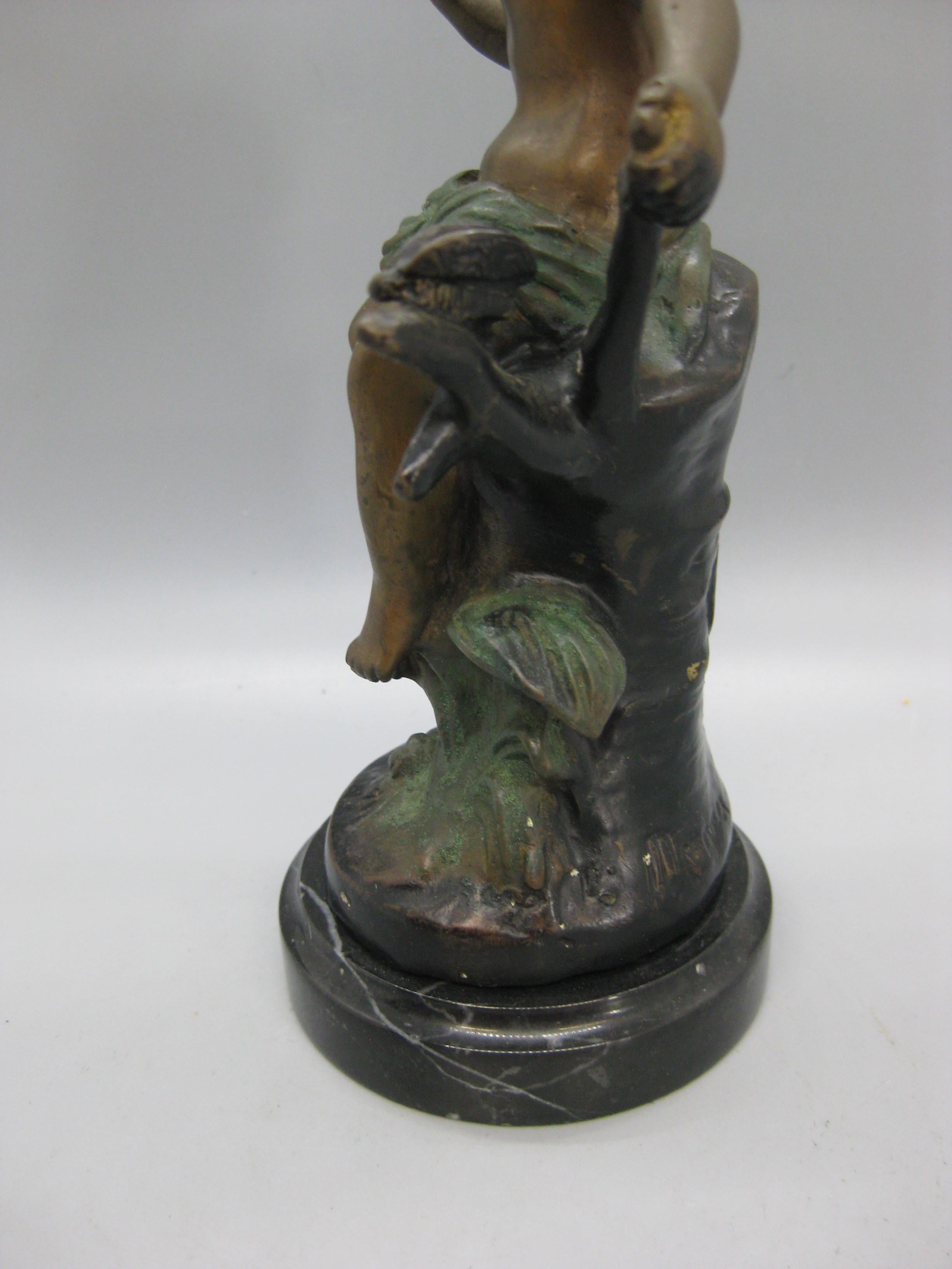 Sculpture d'enfant Art nouveau français en bronze avec peinture émaillée d'Auguste Moreau en vente 2