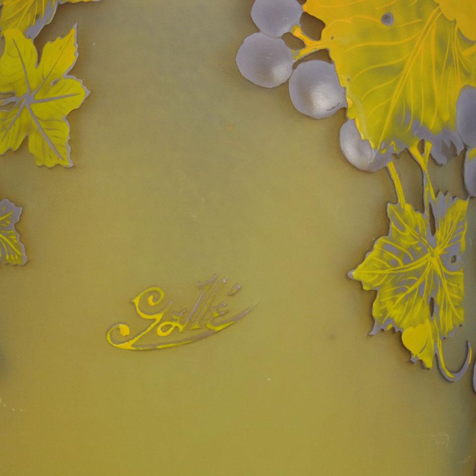Art Nouveau French Cameo Glass 