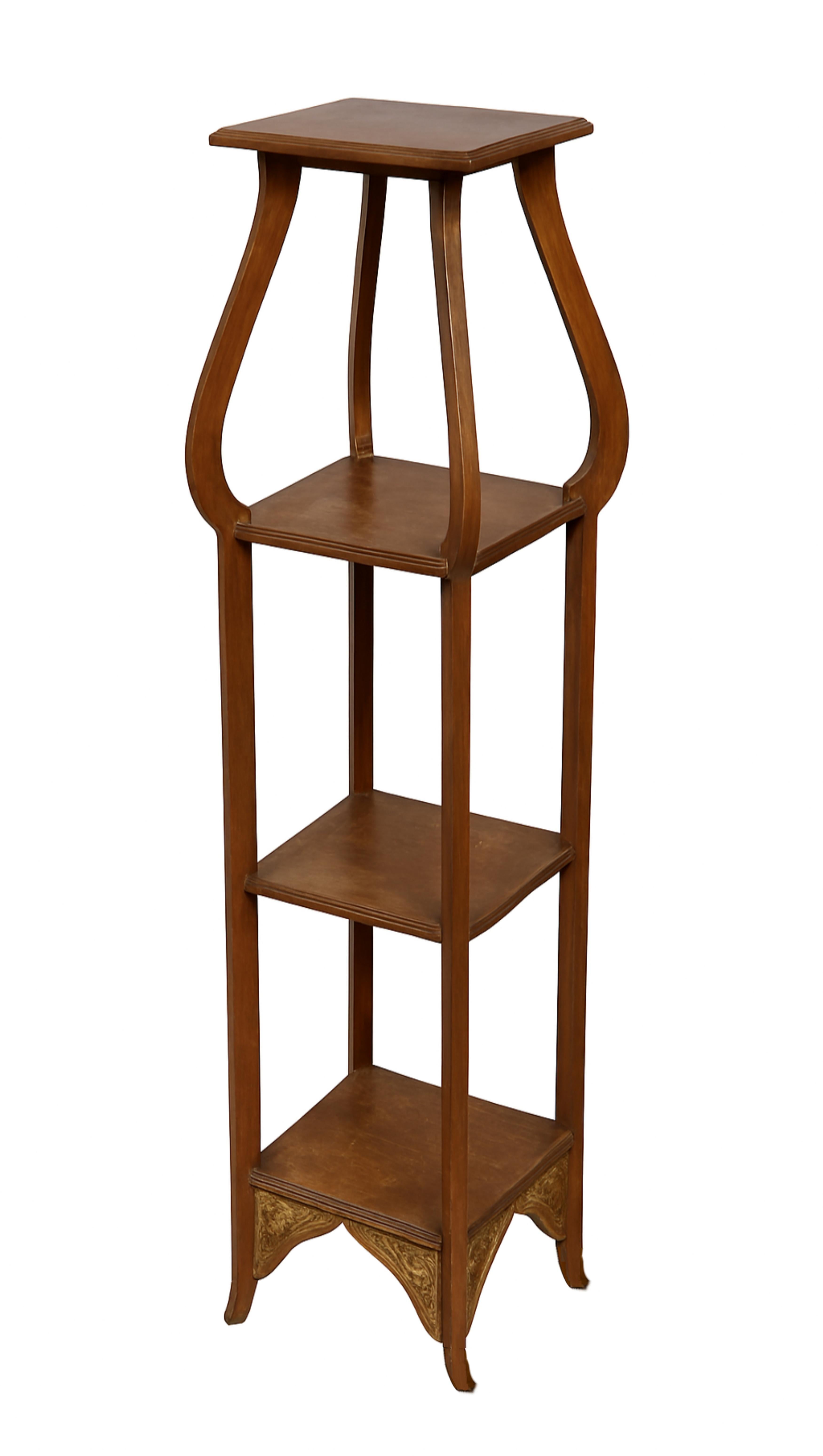 Art Nouveau French Chestnut Column Pedestal, 20th Century For Sale 6