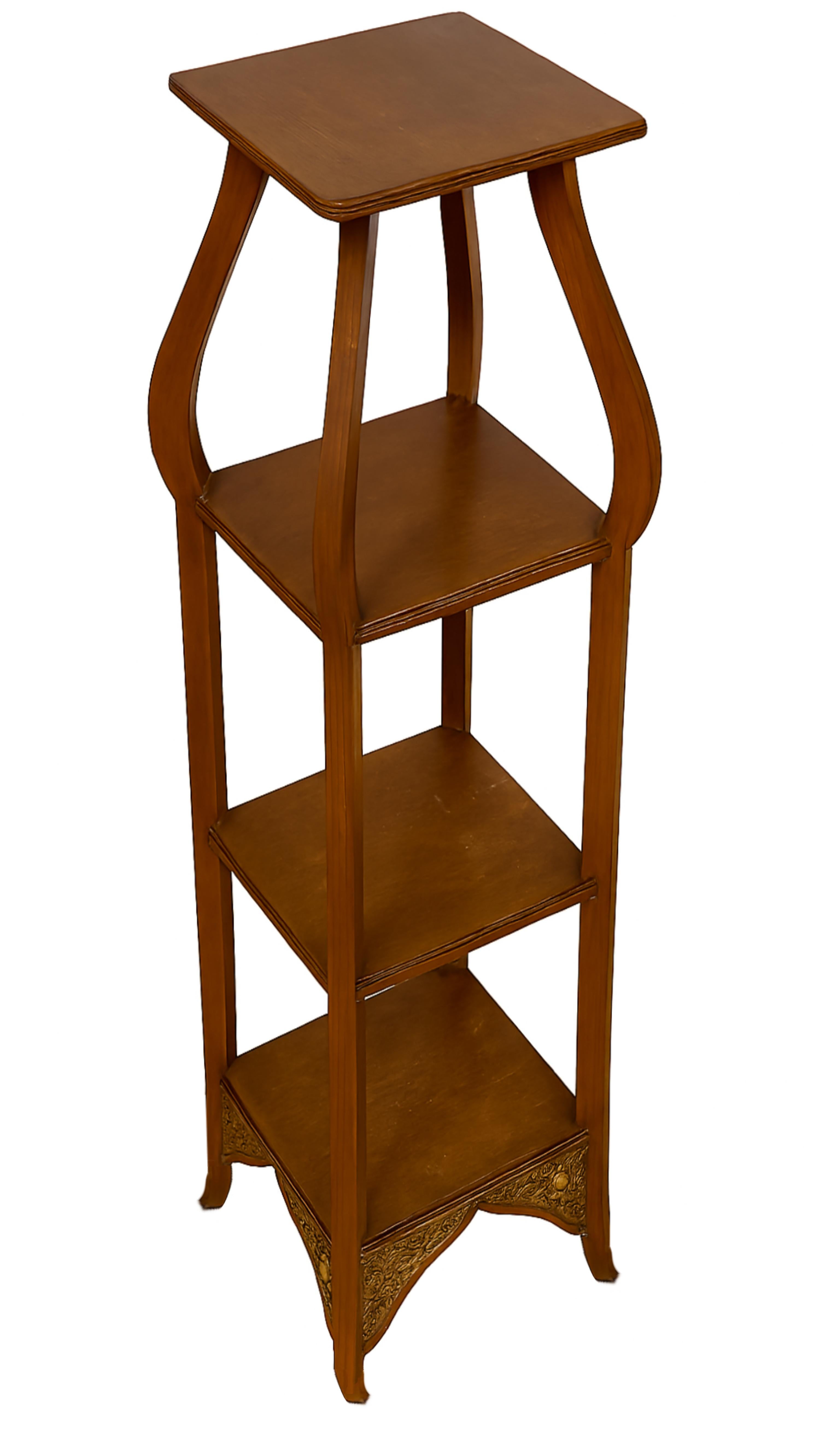 Art Nouveau French Chestnut Column Pedestal, 20th Century For Sale 7