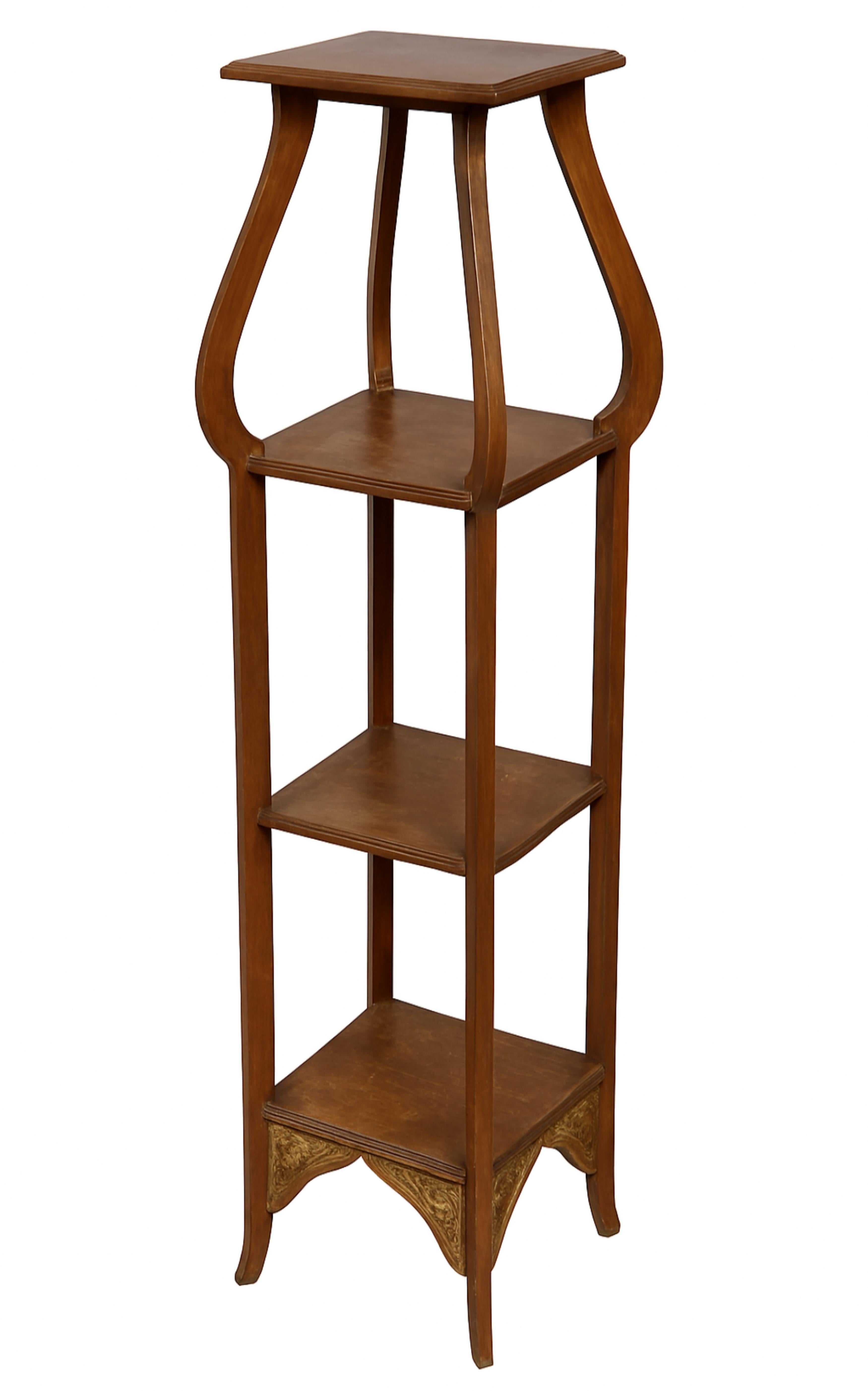 Art Nouveau French Chestnut Column Pedestal, 20th Century For Sale 3