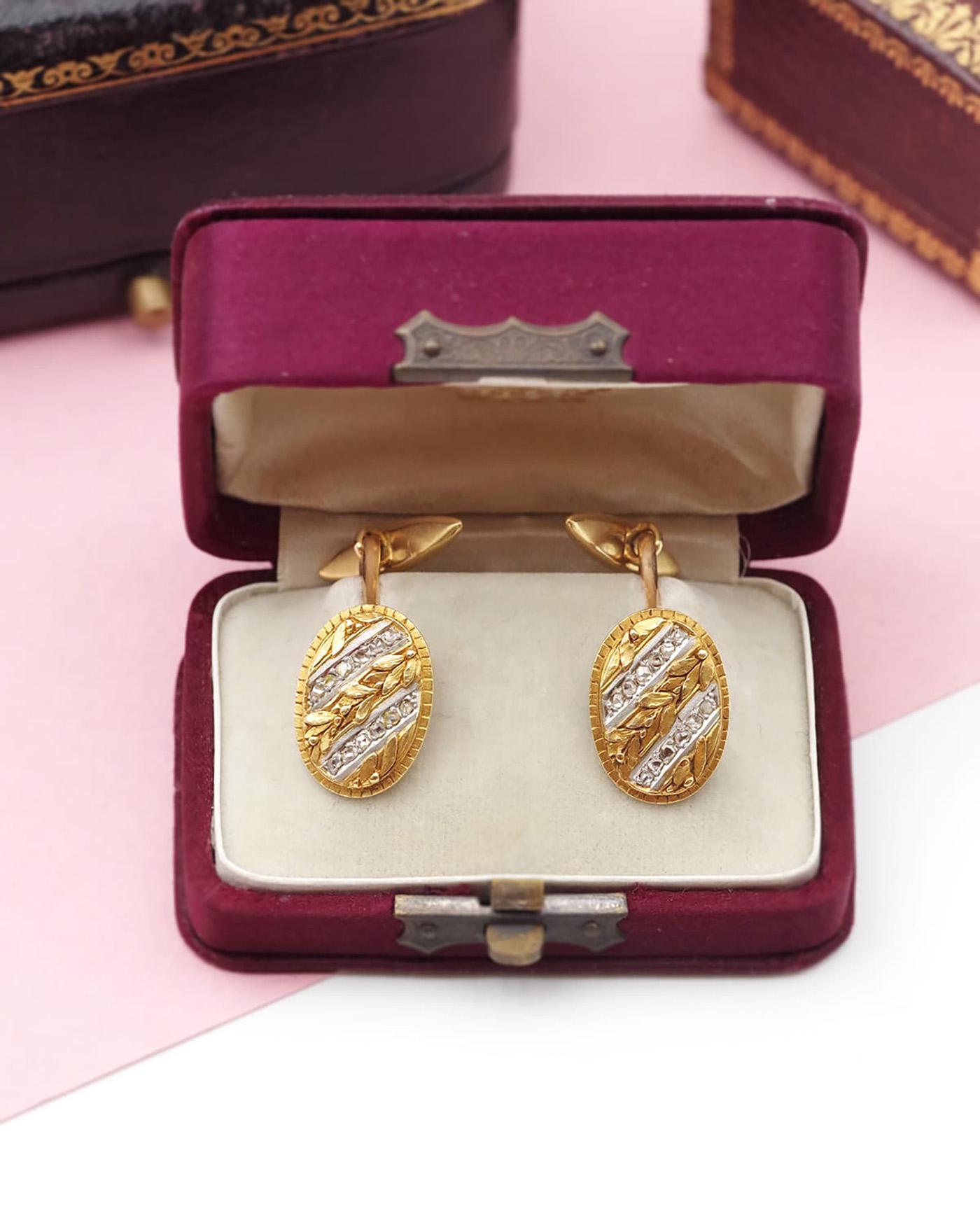Art Nouveau francés gemelos de oro de 18 quilates diamantes rama de olivo, joyería para hombre Corte rosa en venta