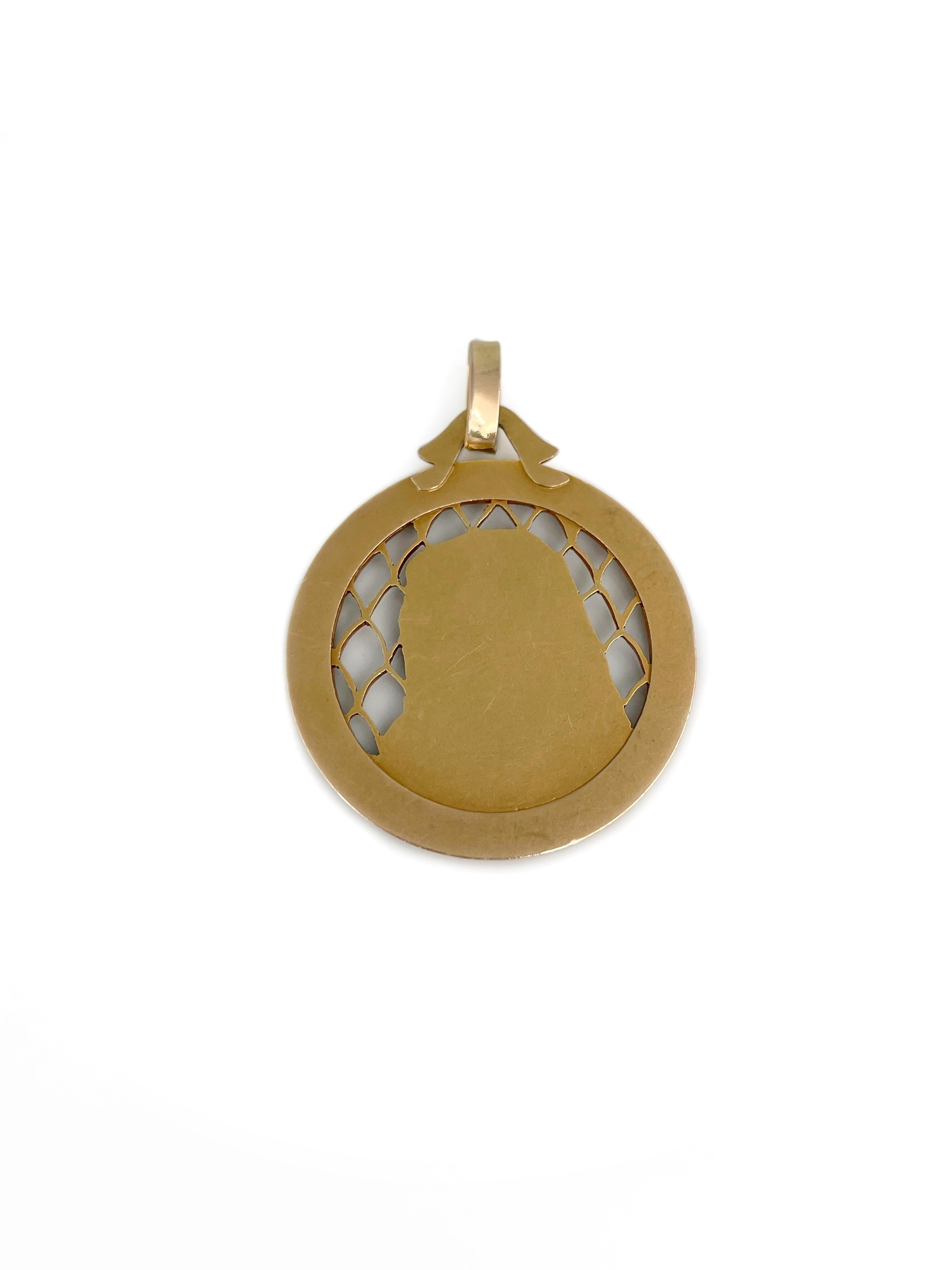 Art Nouveau French Emile Dropsy 18 Karat Gold Virgin Mary Medal Pendant For Sale 1