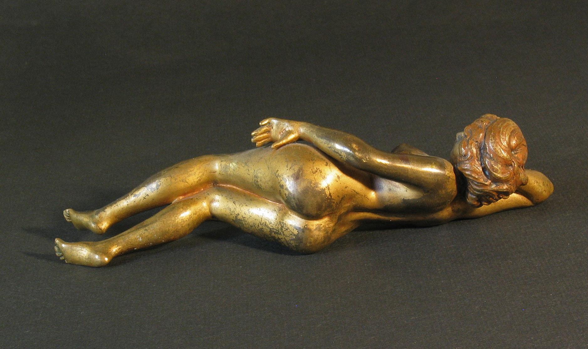 Art Nouveau French Gilt Bronze Reclining Nude Paperweight, Early 20th Century In Good Condition In Ottawa, Ontario