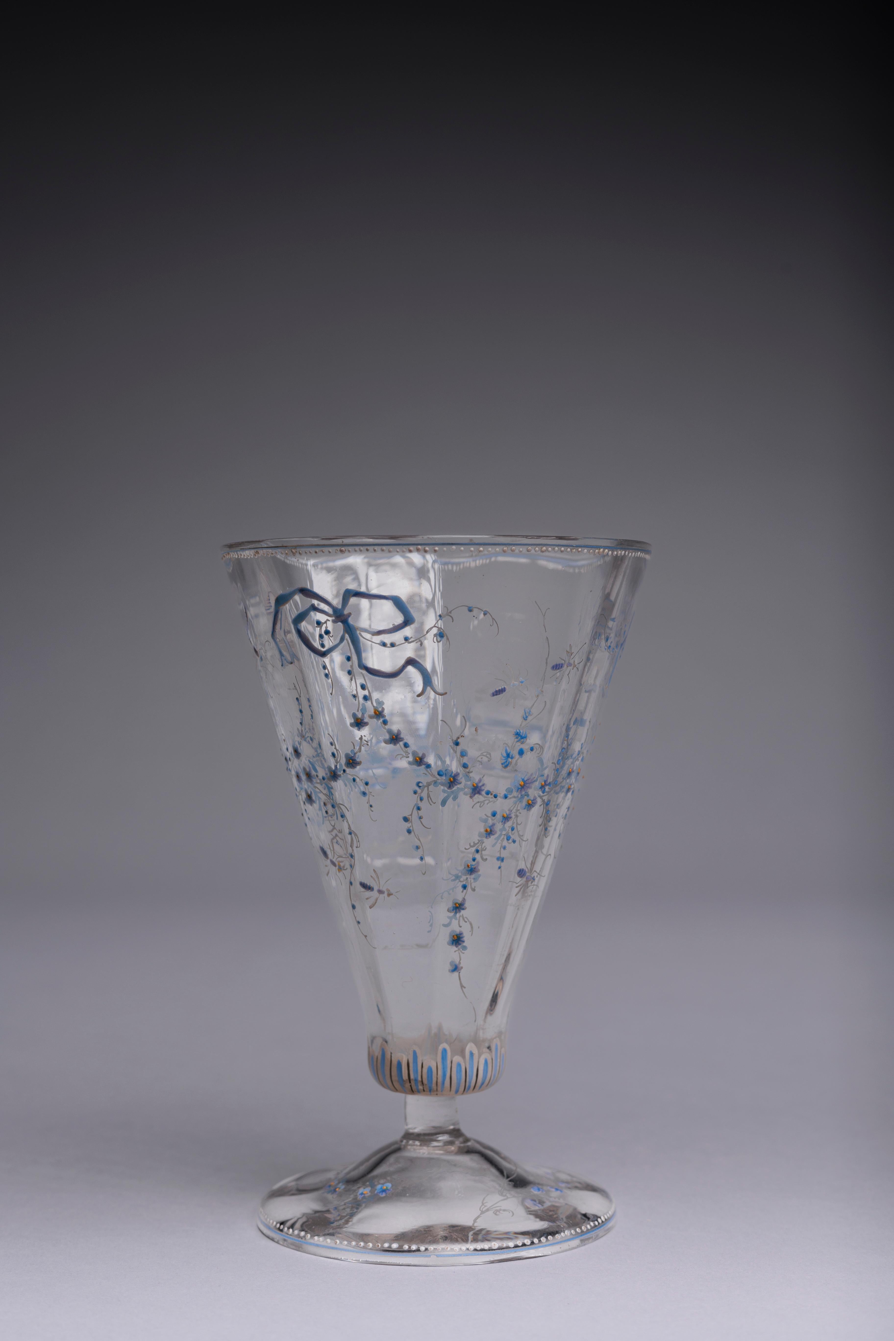 Milieu du XIXe siècle Ensemble carafe et carafe en verre français Art Nouveau d'Émile Galle en vente