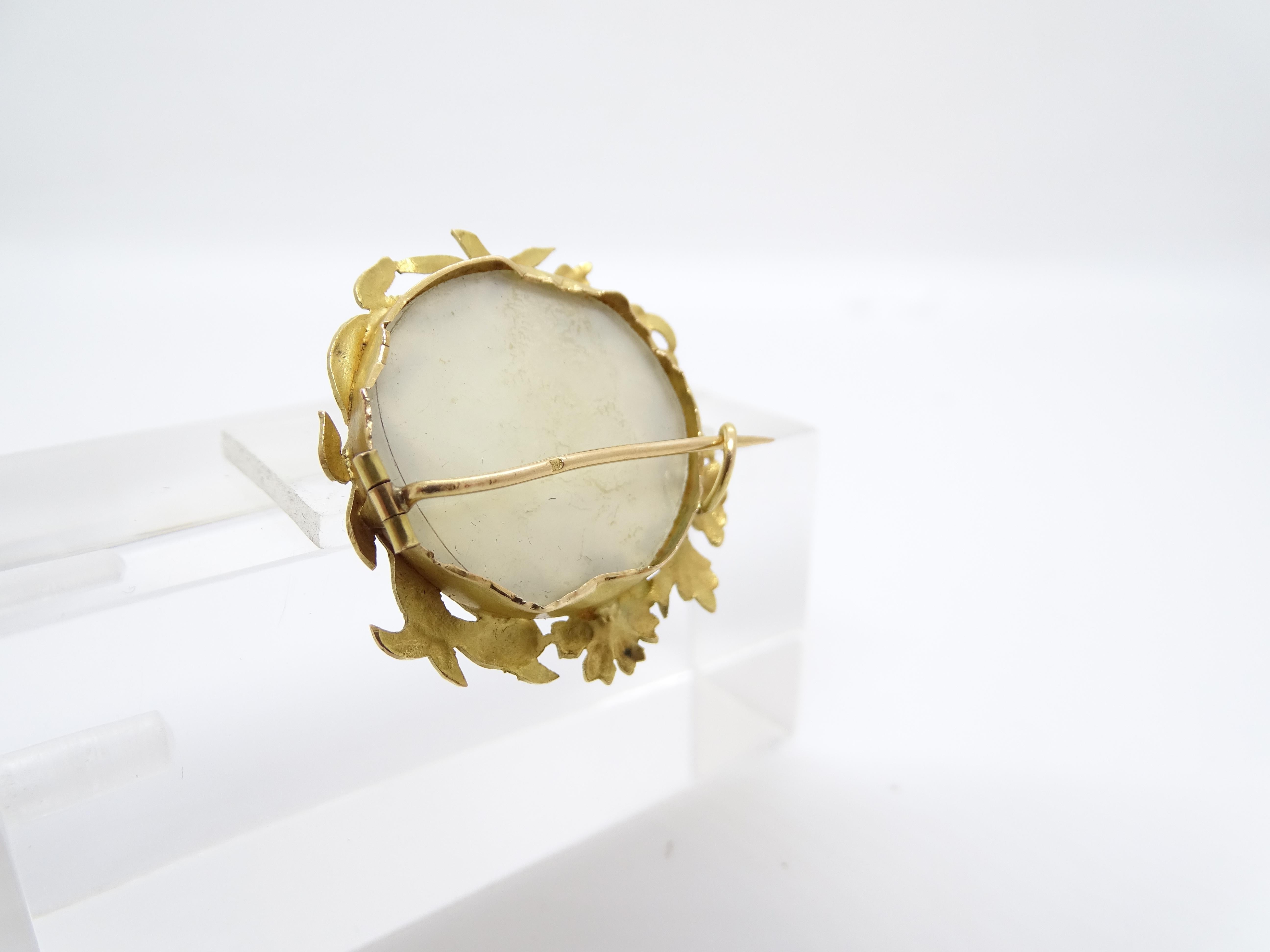 Art Nouveau  French Mother-of-pearl brooch, 18k yellow gold, pearl For Sale 15