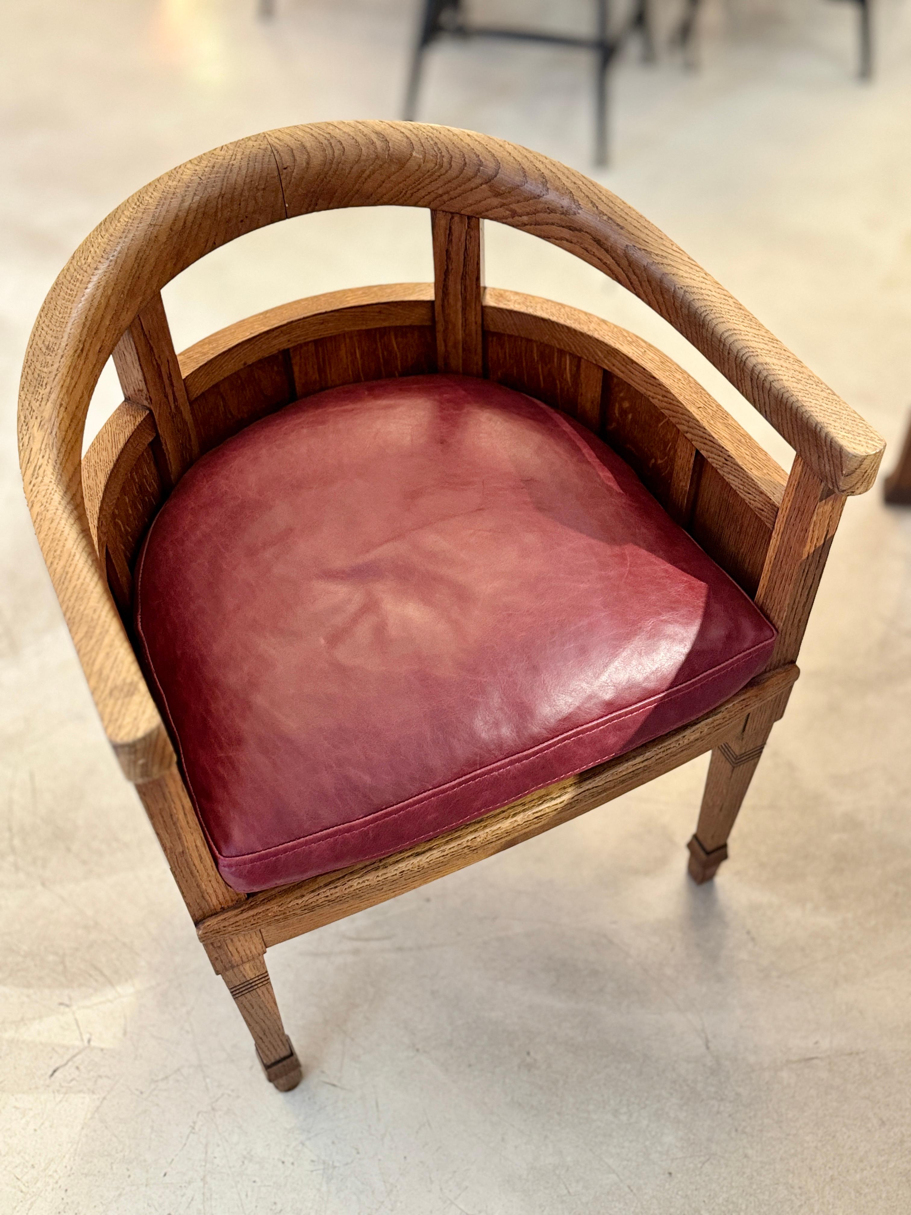 Art Nouveau French Sculpted Oak Office Chair For Sale 1