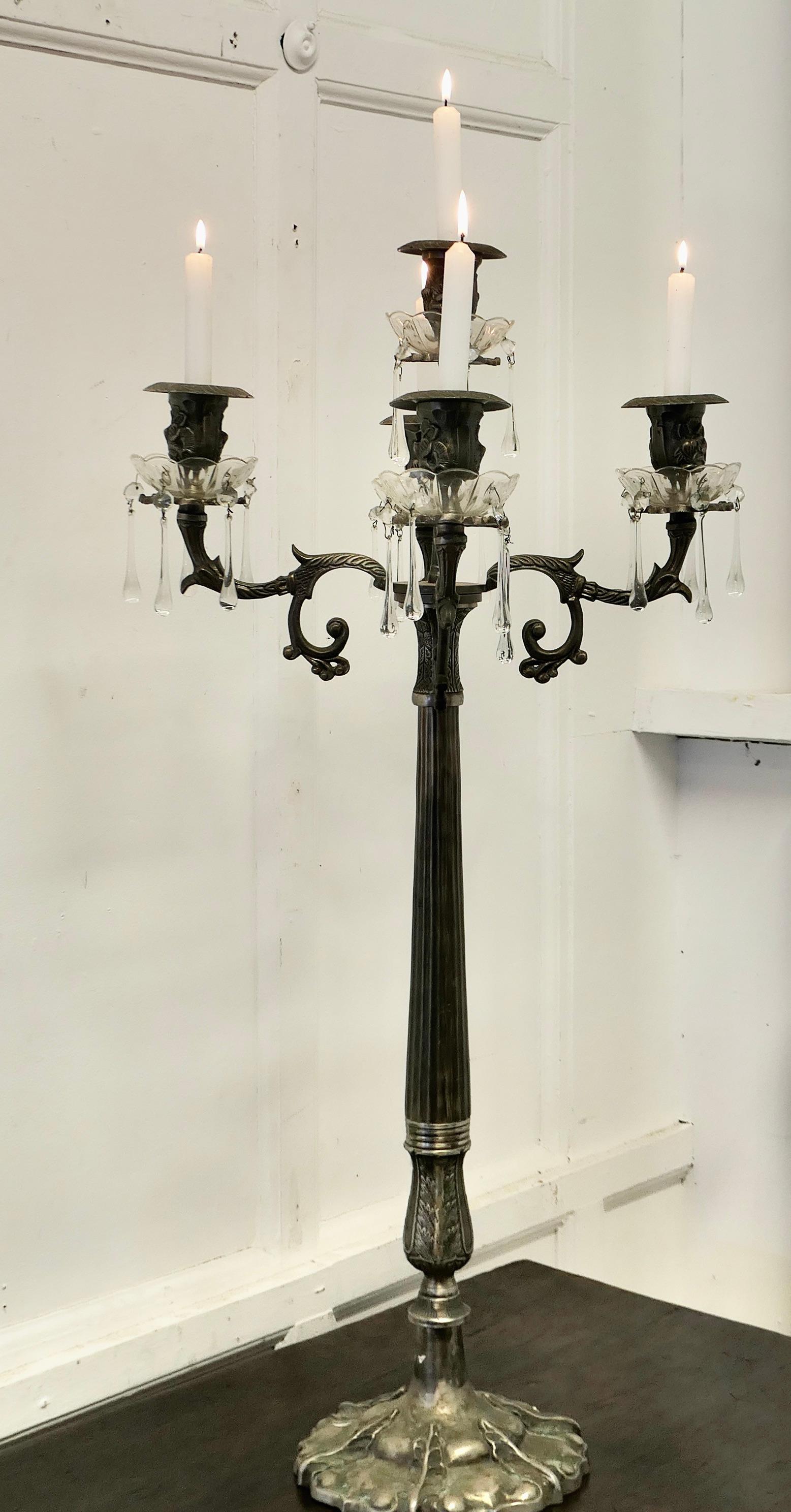 Candelabro a 5 rami in metallo e cristallo in stile Art Nouveau francese, in argento. in vendita 1