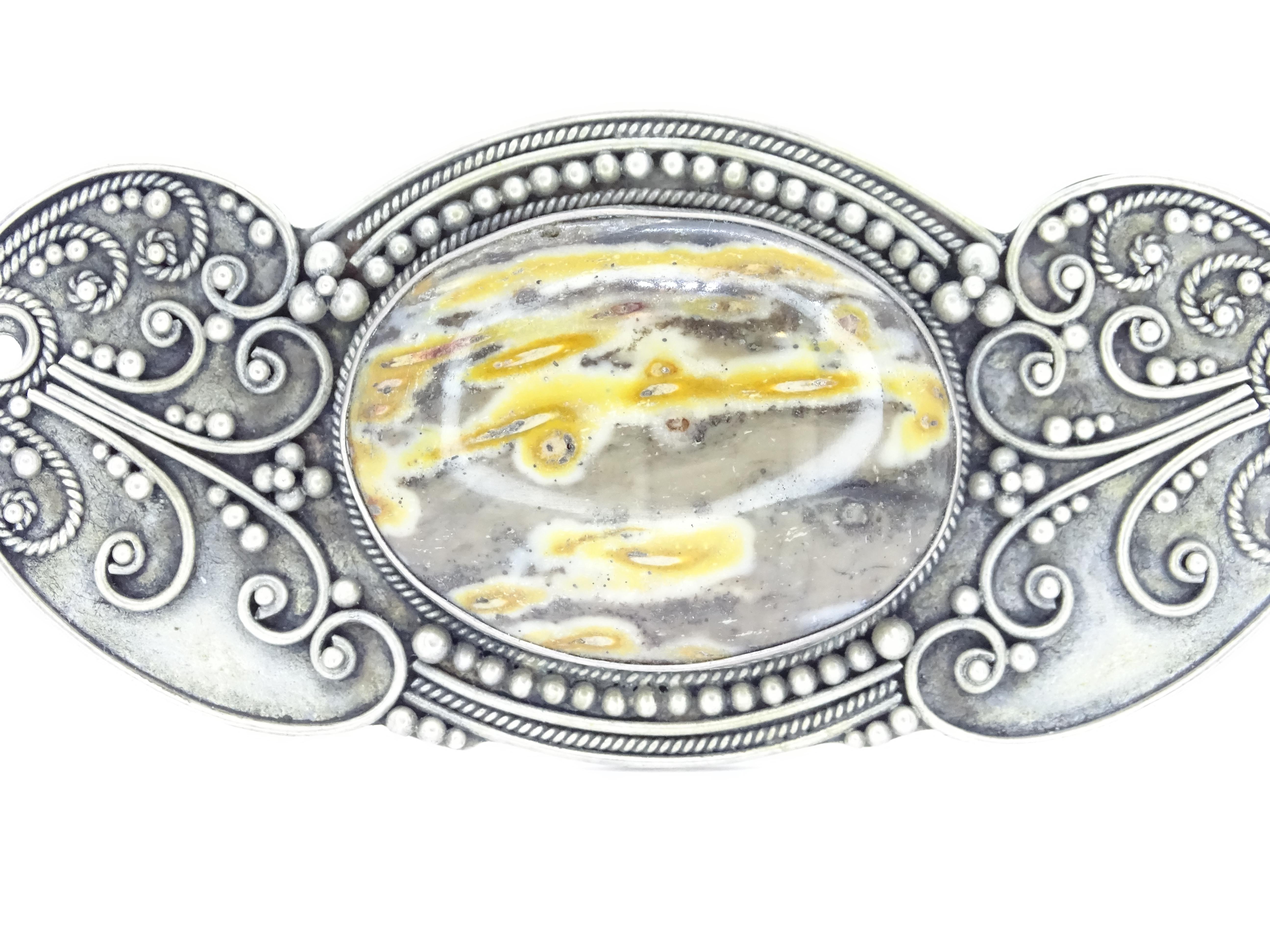 Art Nouveau French yellow grey agate cabochon  Silver Brooch Pendentif For Sale 8