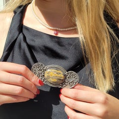 Cabochon di agata gialla grigia francese Art Nouveau  Spilla pendente in argento