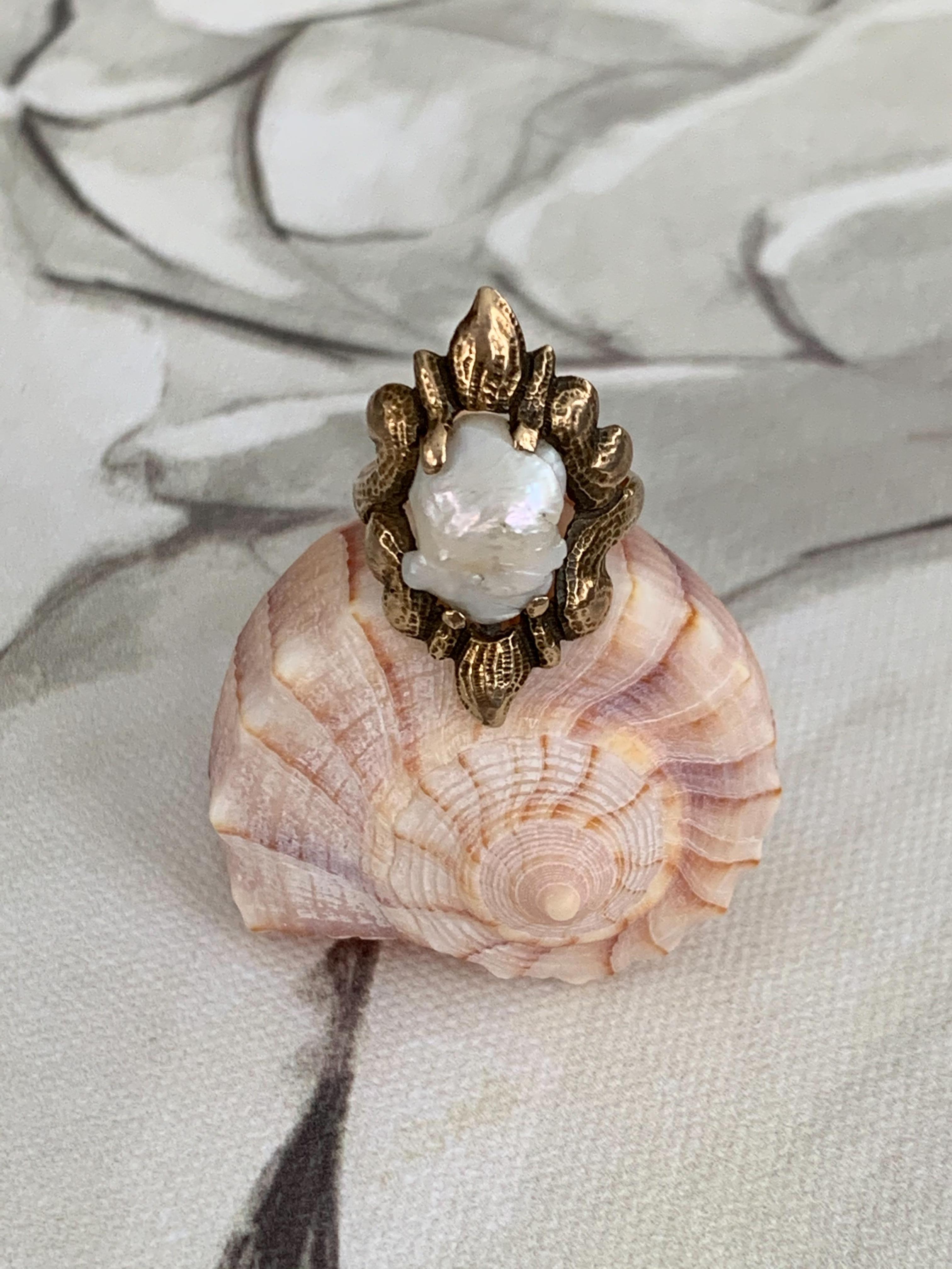 Uncut Art Nouveau Freshwater Pearl 10 Karat Yellow Gold Ring For Sale