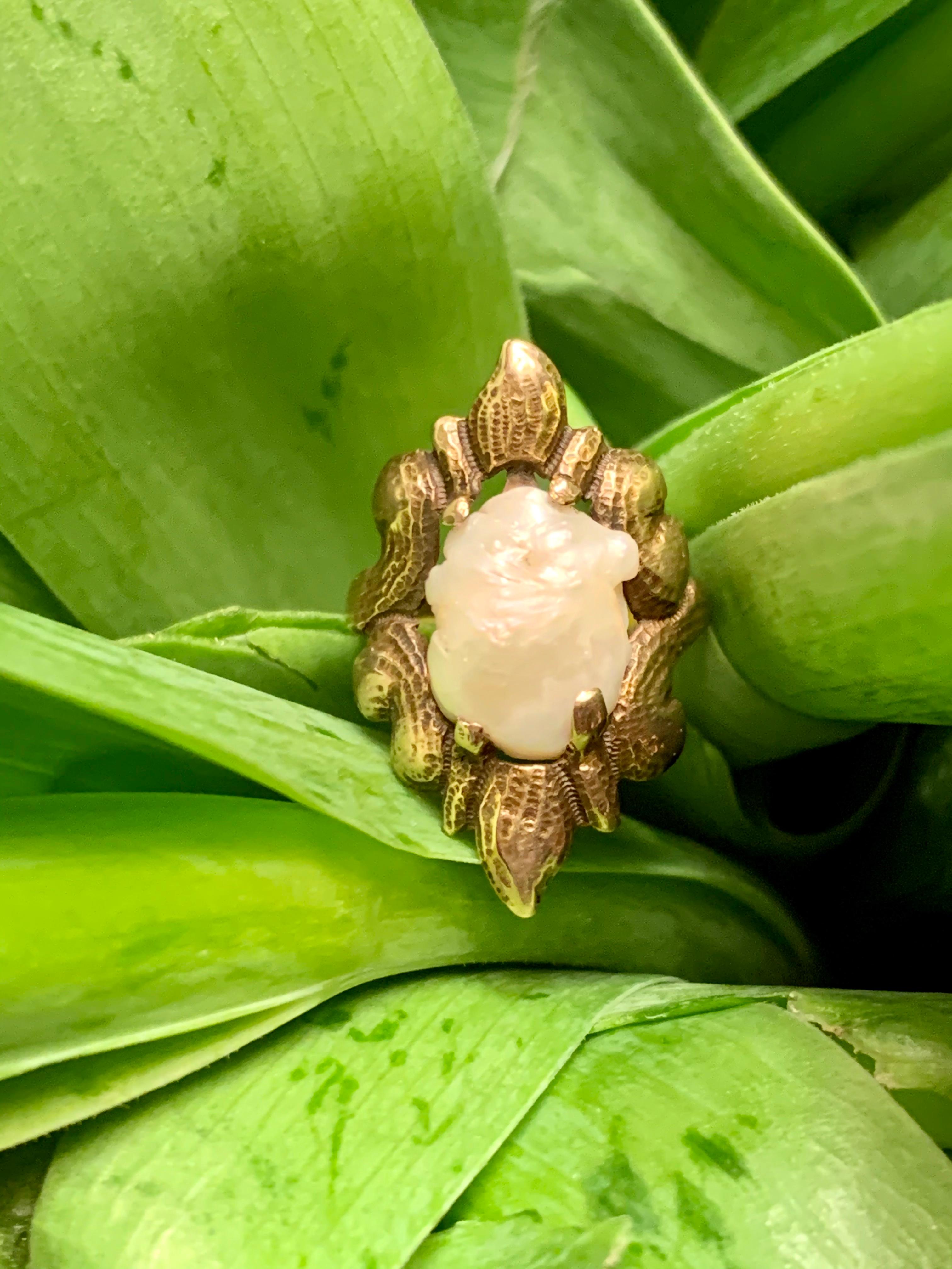 Art Nouveau Freshwater Pearl 10 Karat Yellow Gold Ring For Sale 3