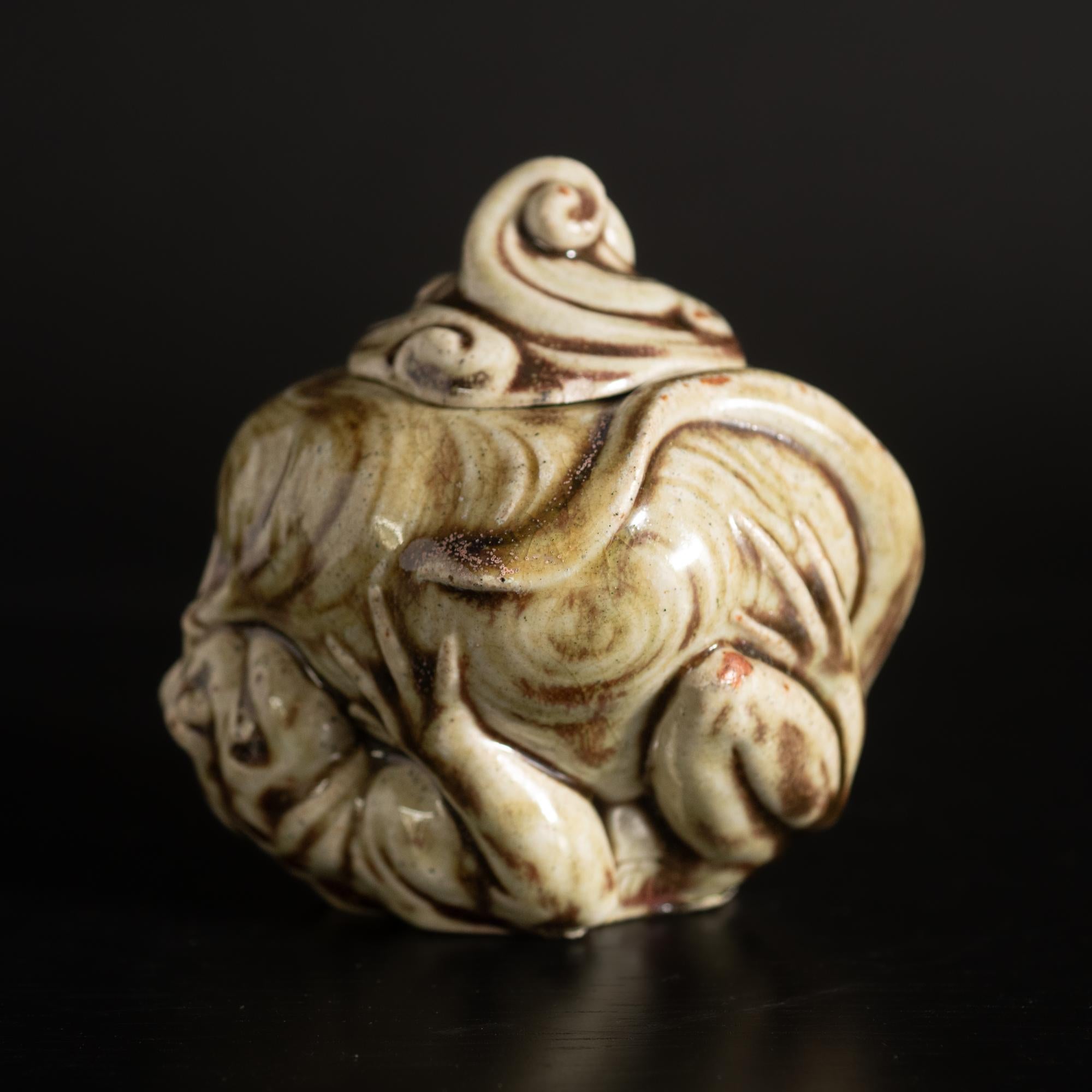 Art nouveau Vase à couvercle grenouille Art Nouveau de Christen Thompson pour Royal Copenhagen en vente