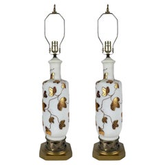 Art Nouveau Mattiertes weißes Kunstglas & Gold Leaves Design Tischlampe, ein Paar