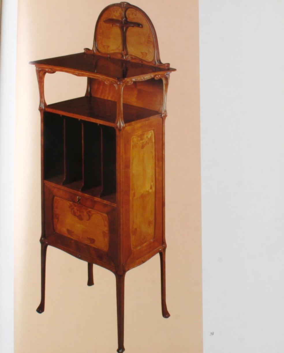 Art nouveau-Möbel von Alastair Duncan, ausgestellte Erstausgabe im Angebot 1