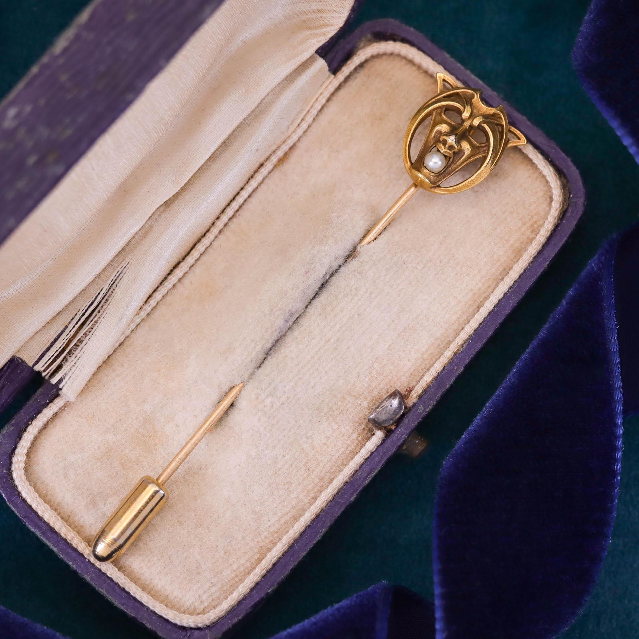 Epingle à nourrice Art Nouveau en or 14k Unisexe en vente