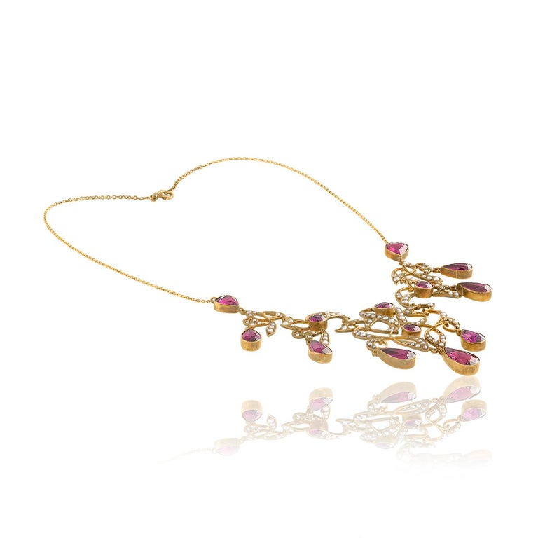 Art Nouveau Garnet and Seed Pearl Festoon Necklace For Sale at 1stDibs