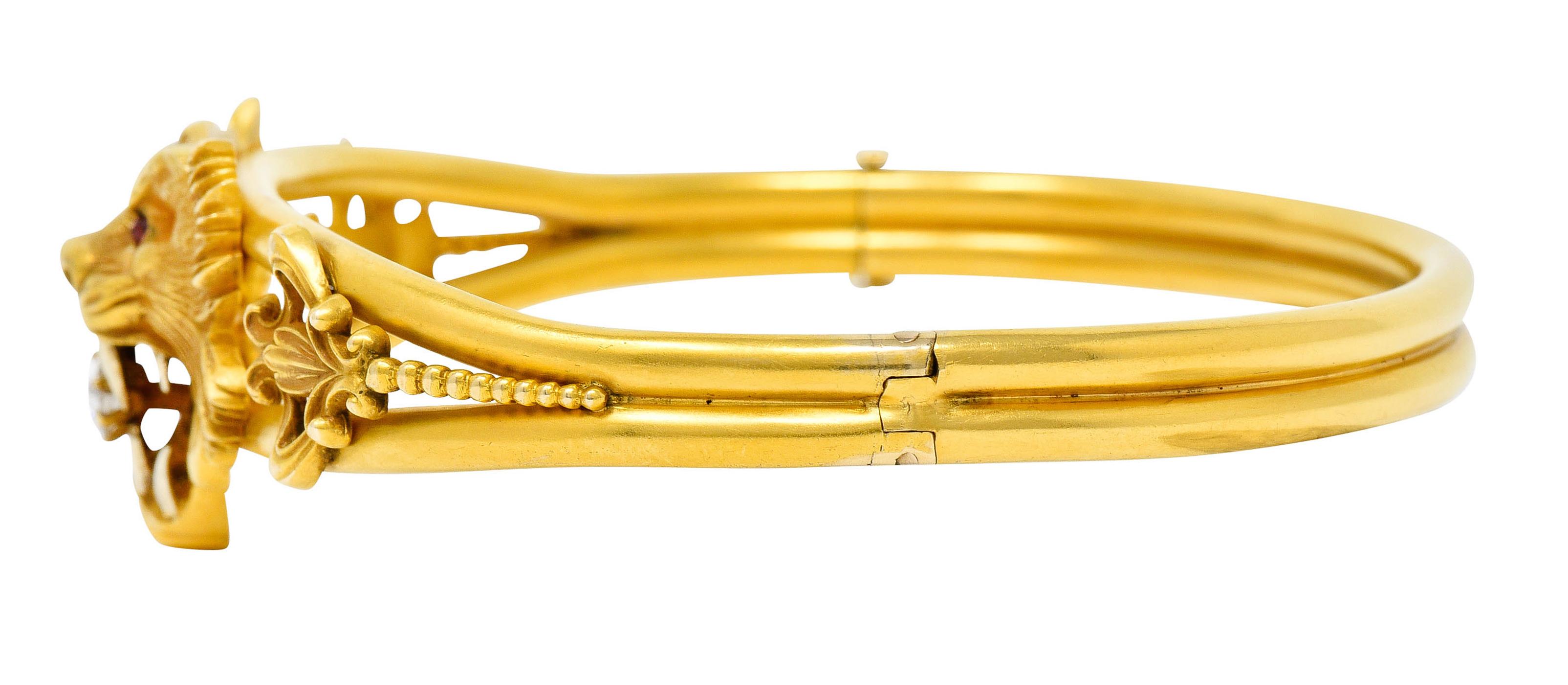 Art Nouveau Garnet Diamond 14 Karat Yellow Gold Unisex Lion Bangle Bracelet 4