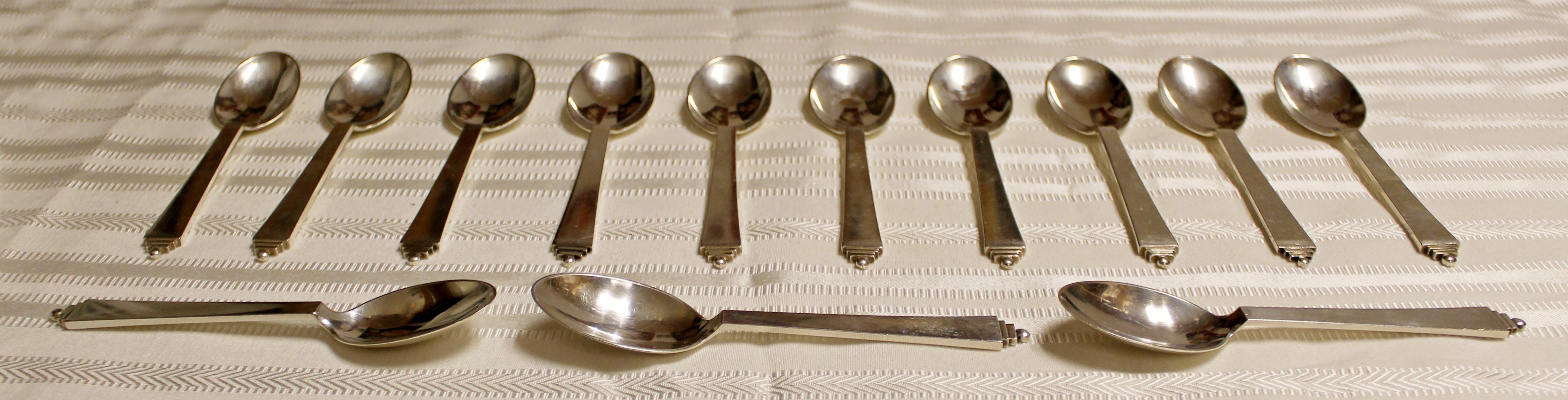 Mid-20th Century Art Nouveau Georg Jensen Sterling Silver Pyramid Set 13 Tea Spoons, Danish 1940s