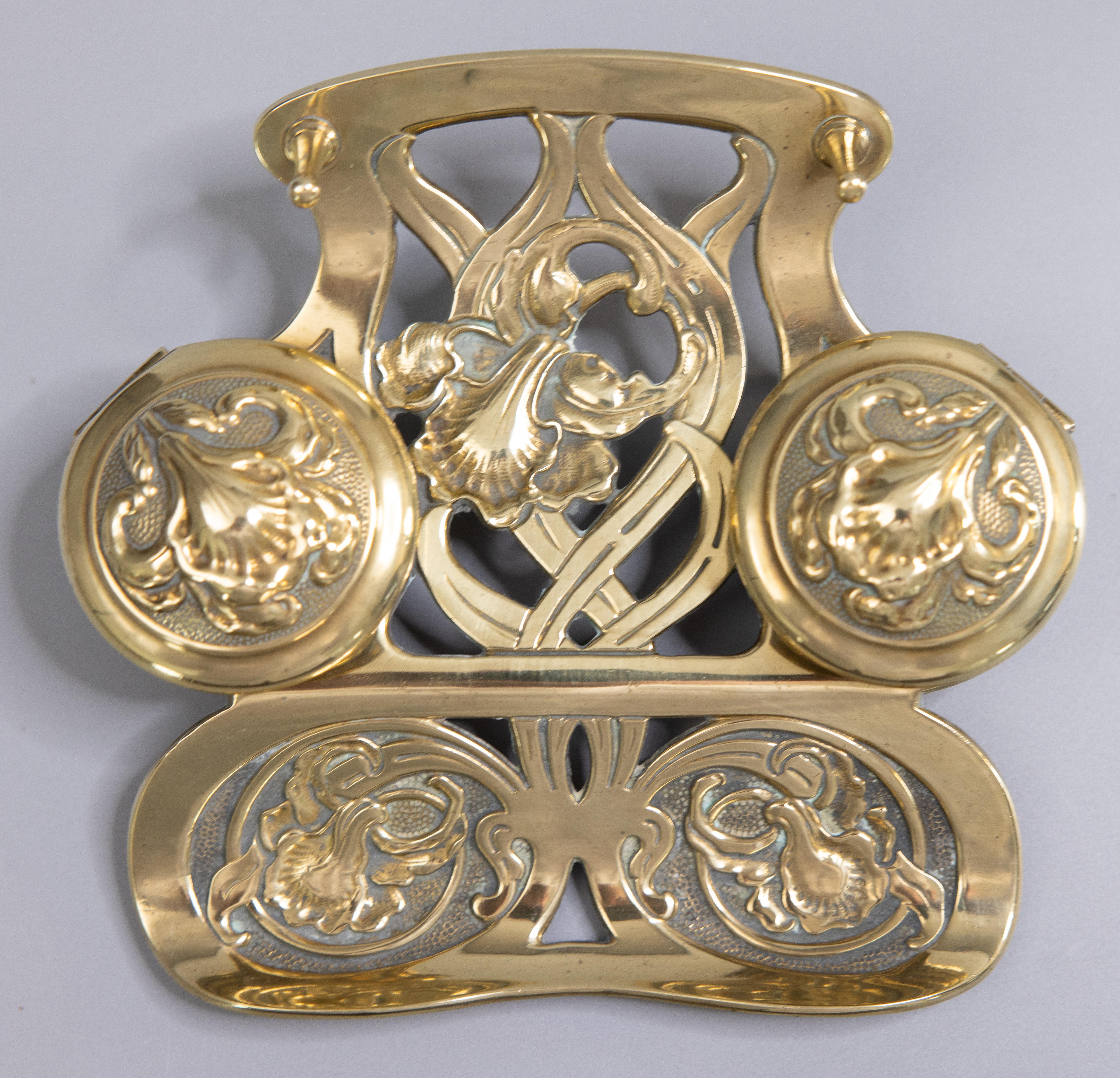 Art Nouveau German Brass Desktop Double Inkwell Inkstand & Pen Tray, circa 1900 5
