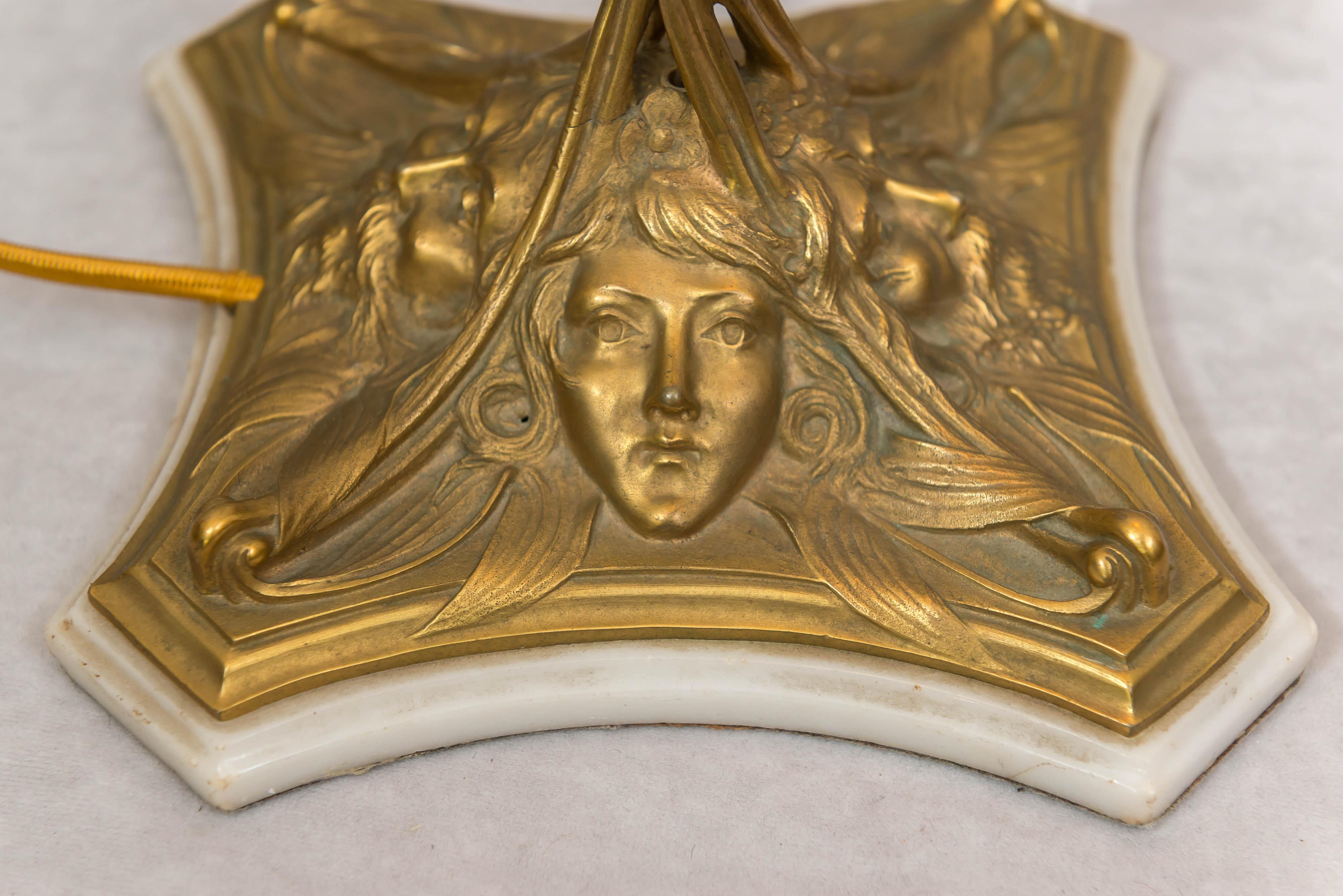 Art Nouveau Gilt Bronze and Shell Table Lamp, circa 1900 1