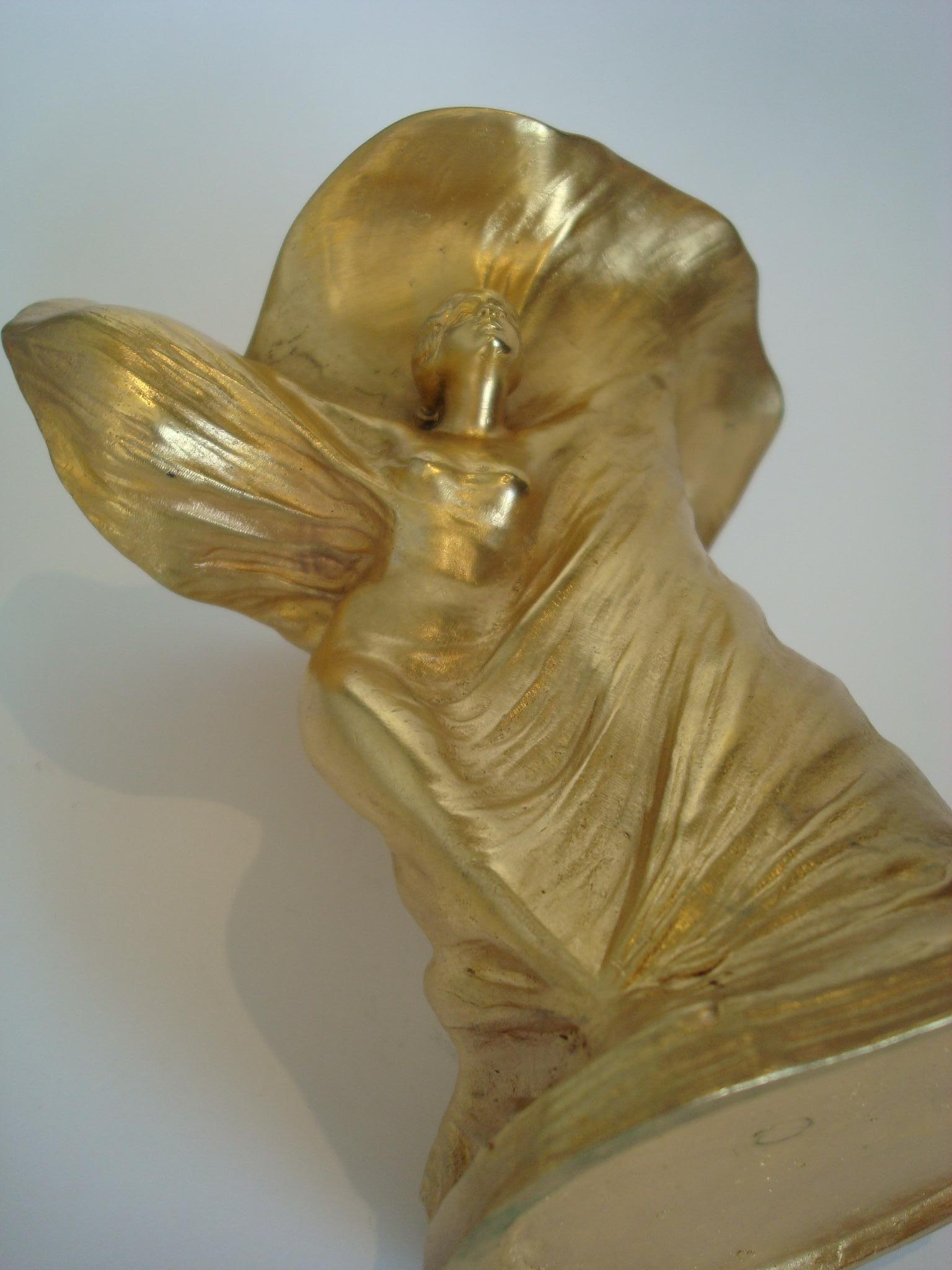 Art Nouveau Gilt-Bronze Figural Vase Signed Lerche, France, 1900´s 5