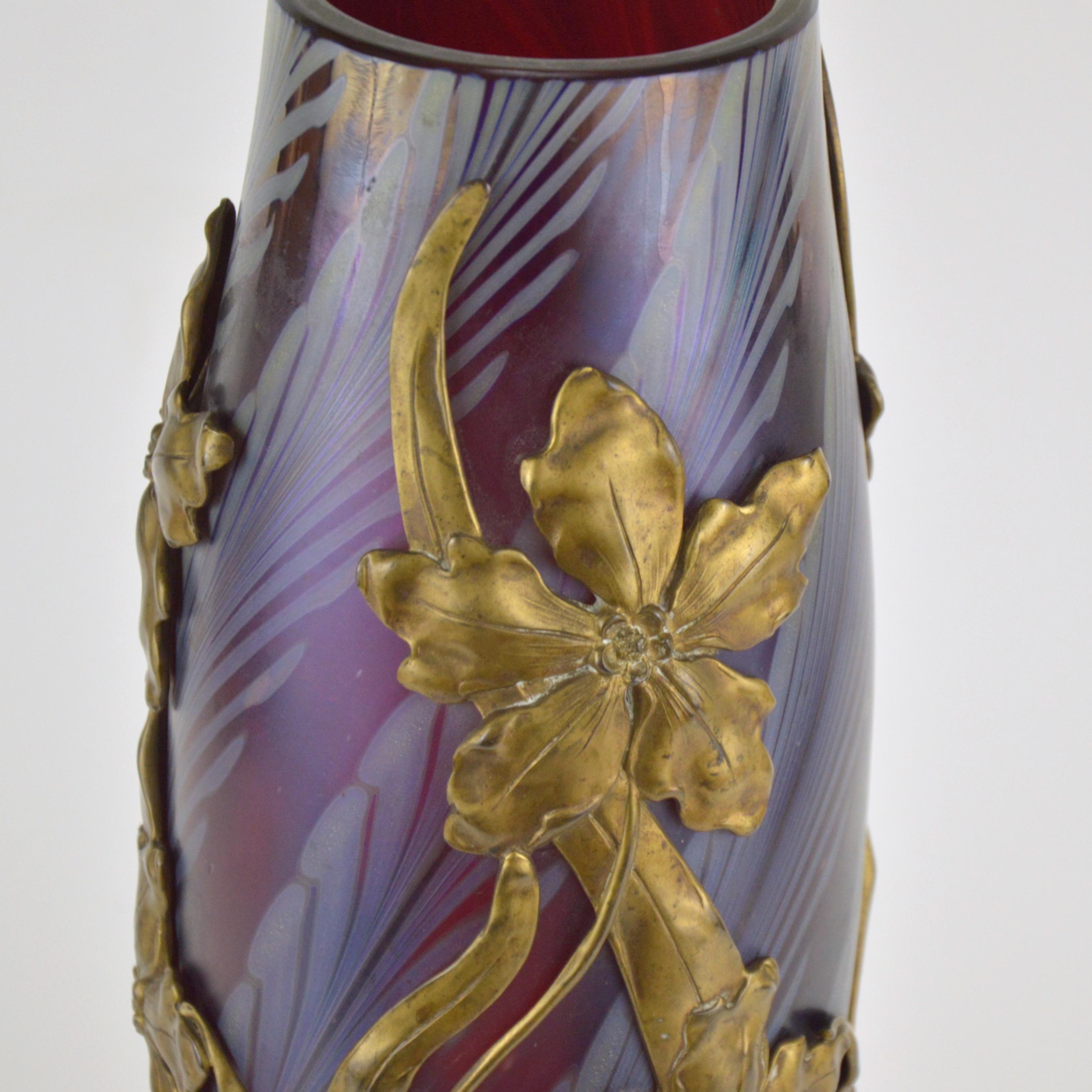 Art Nouveau Gilt Bronze Mounted Art Glass Vase, circa 1900 In Good Condition In Brussels, BE