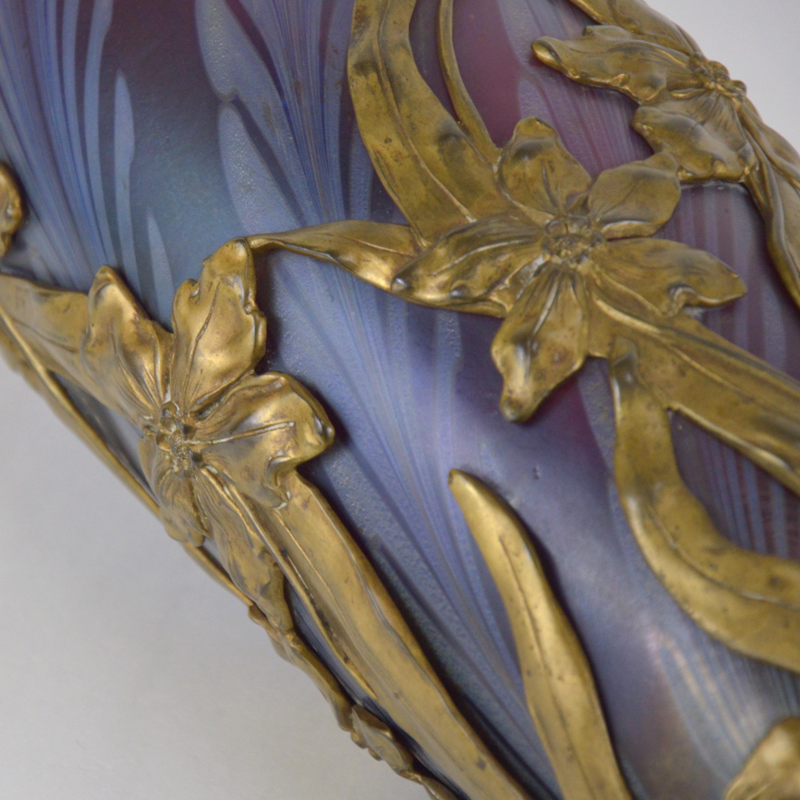 Art Nouveau Gilt Bronze Mounted Art Glass Vase, circa 1900 4