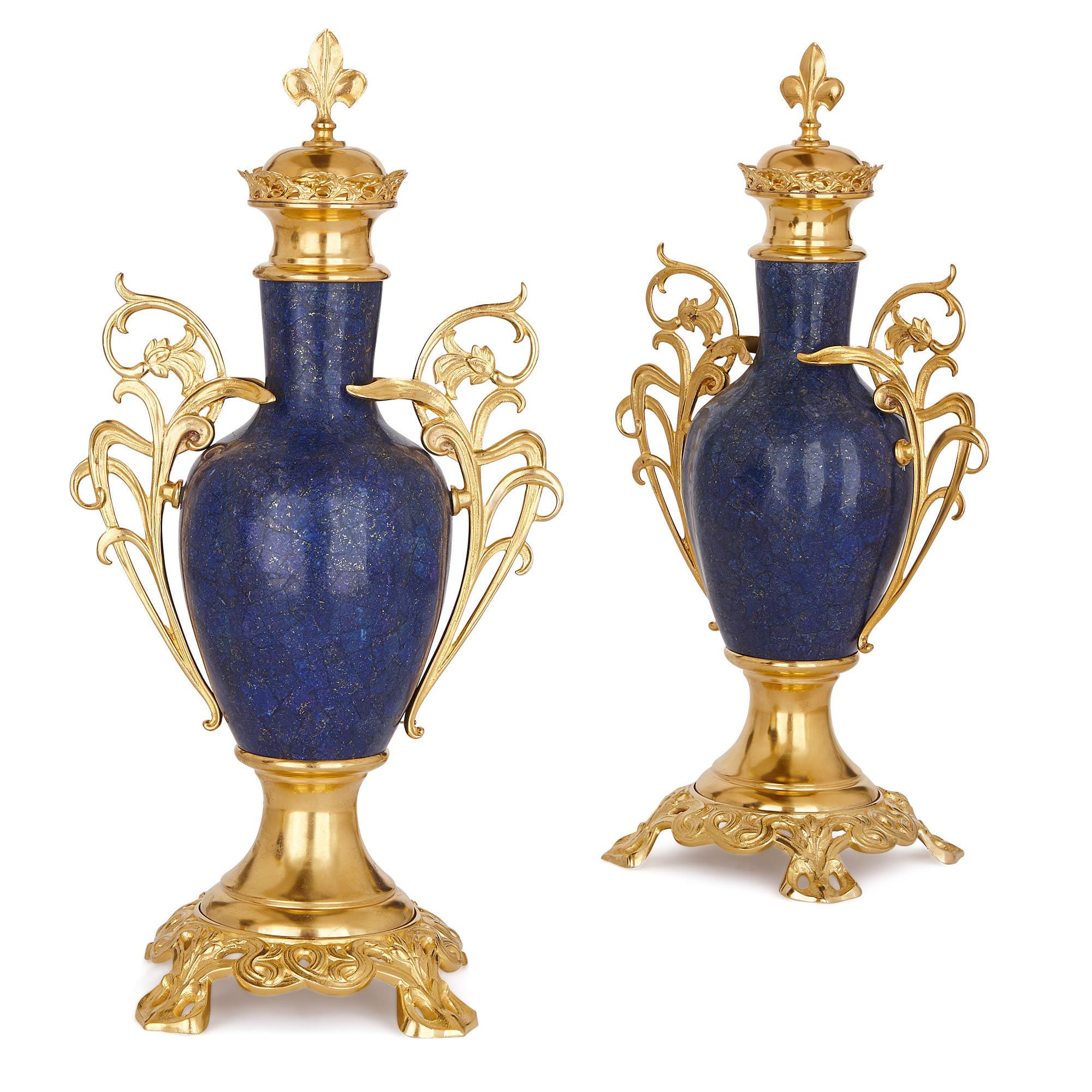 Kaminuhr-Set aus vergoldeter Bronze mit Lapislazuli und Lazuli im Jugendstil (Vergoldet)