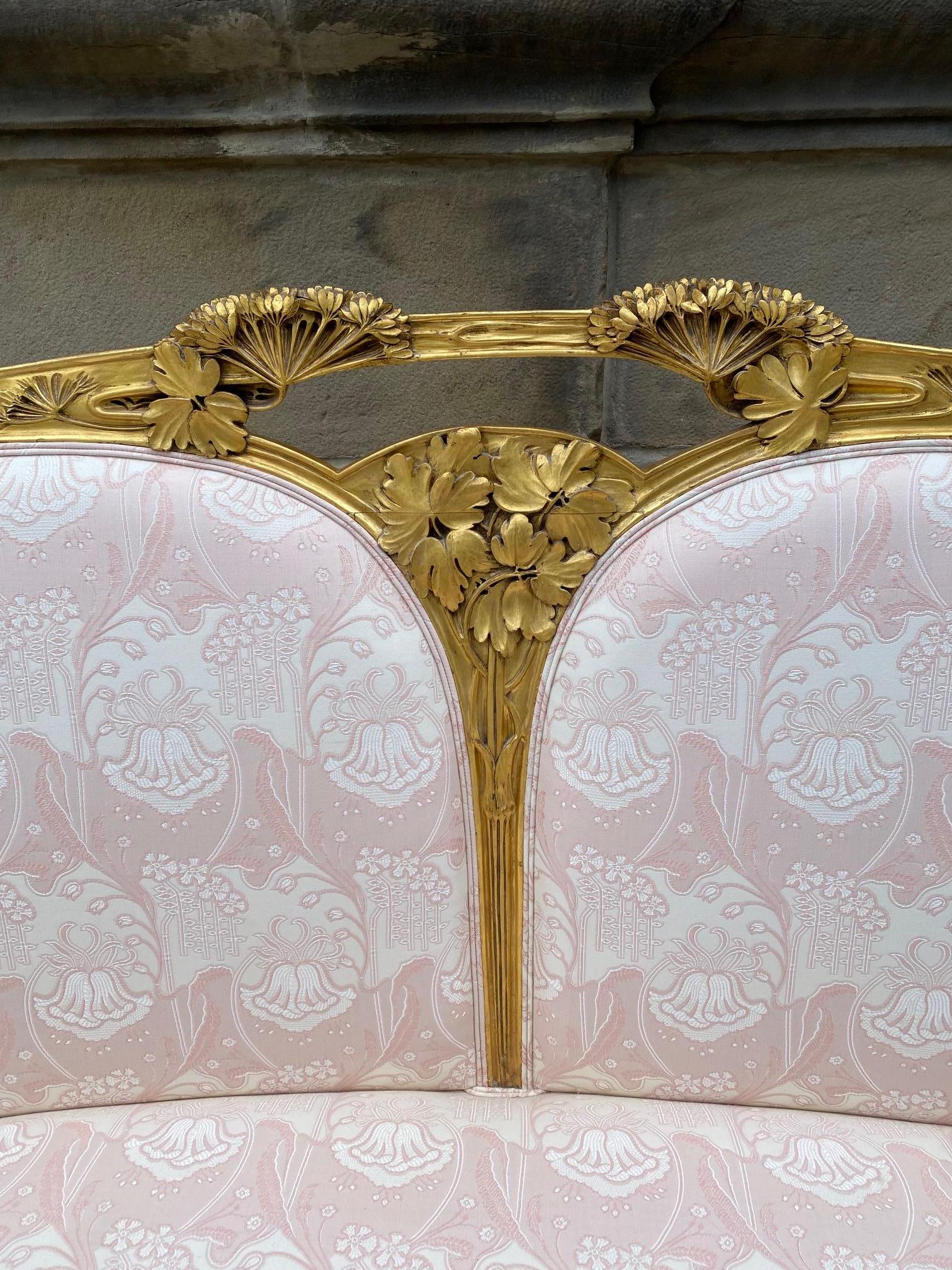 Legno Divano in legno dorato Art Nouveau di Louis Majorelle in vendita