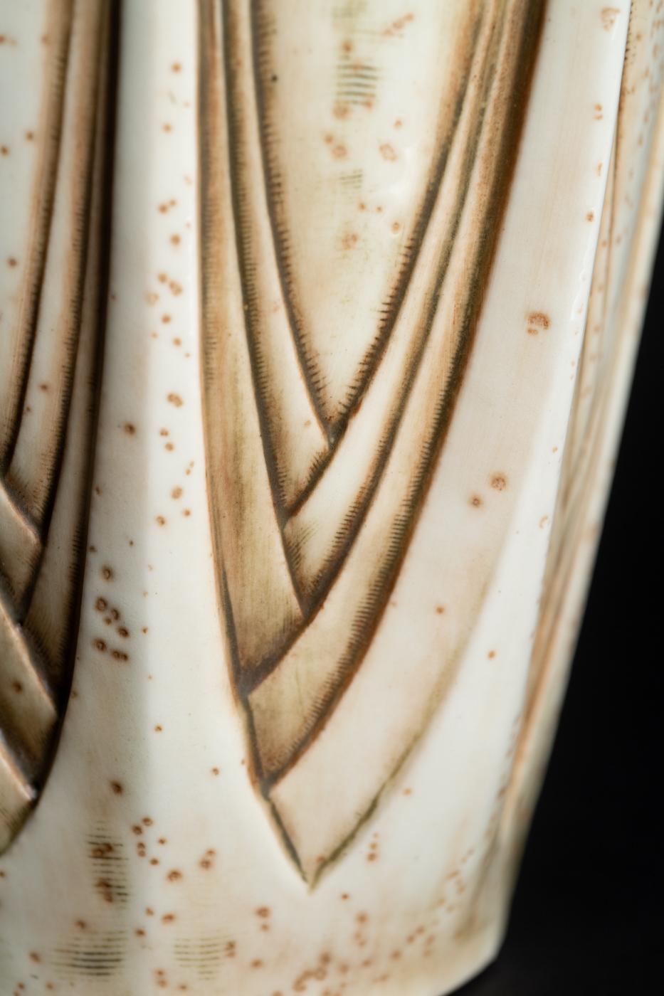 Art Nouveau Ginko Leaf Vase Attrib to Paul Dachsel For Czechoslovakian Amphora For Sale 1
