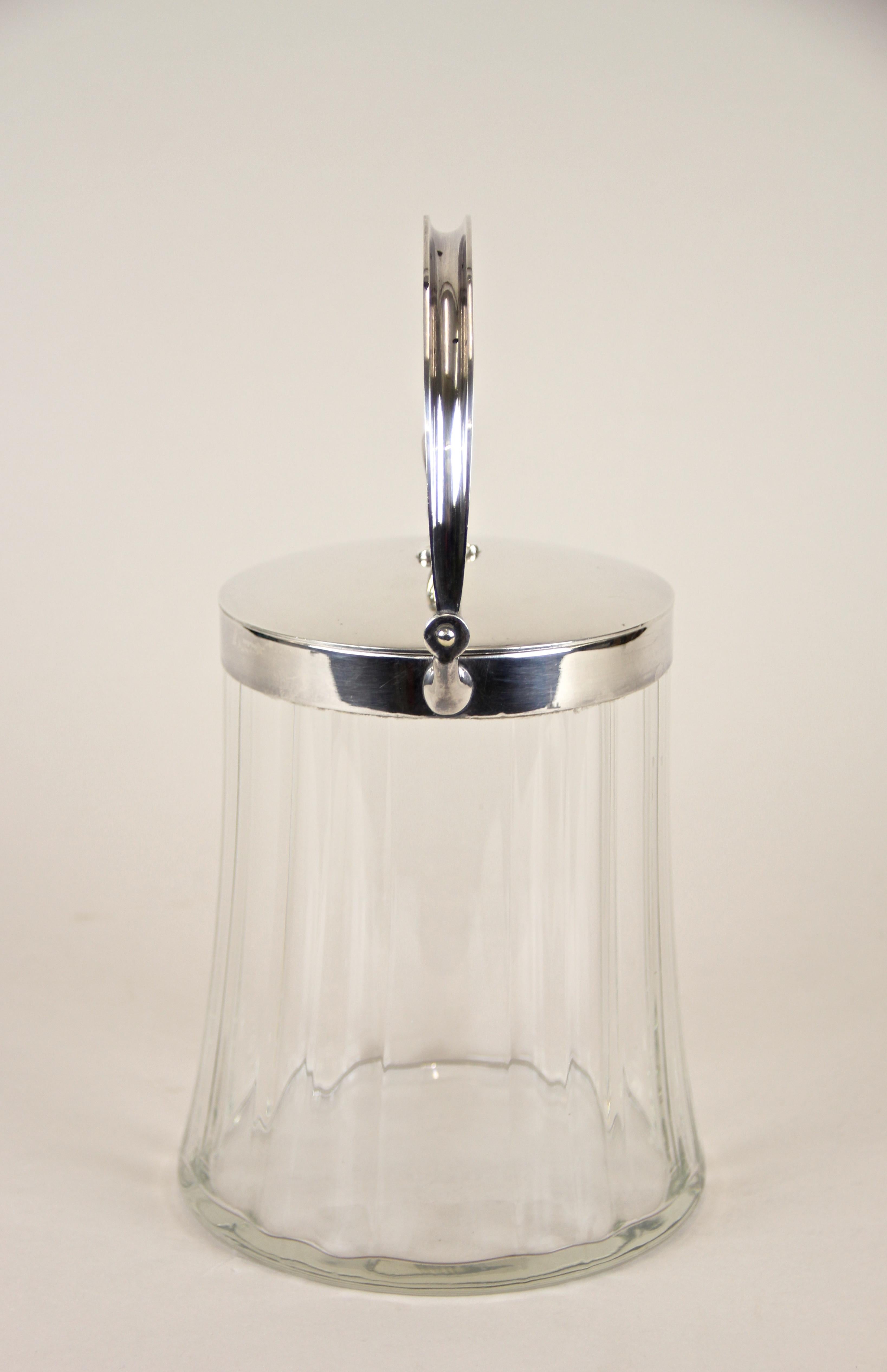 Art Nouveau Glass Jar with Silvered Lid by Berndorf, Austria, circa 1920 In Good Condition In Lichtenberg, AT