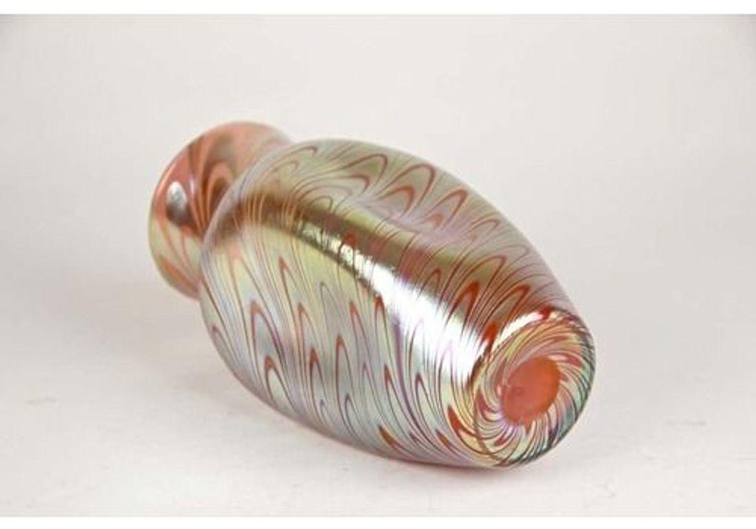 Vaso in vetro Art Nouveau di Loetz Glass - Phenomen Rosa, Iridescente, 1902 ca. in vendita 2