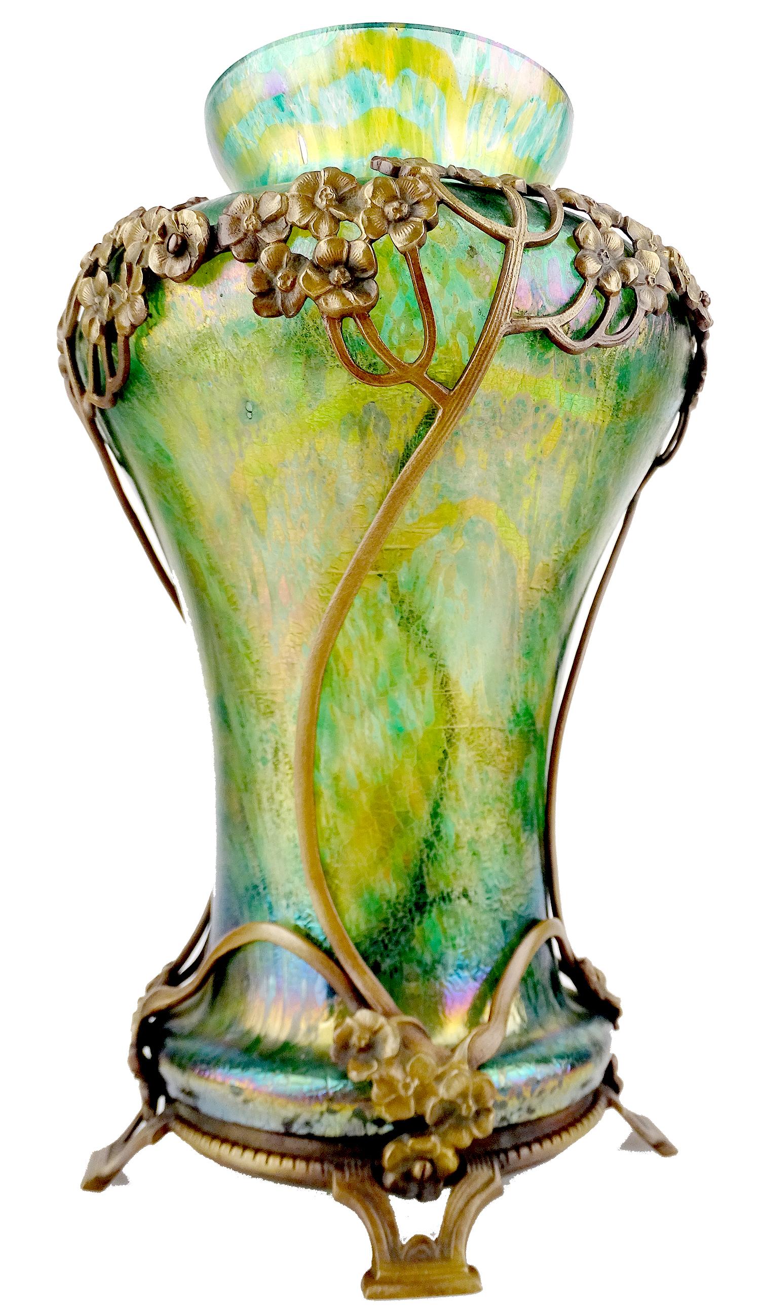 Austrian Exceptionnal Art Nouveau Glass Vase  Flower Bronze Overlay,  Loetz Tiffany Era For Sale